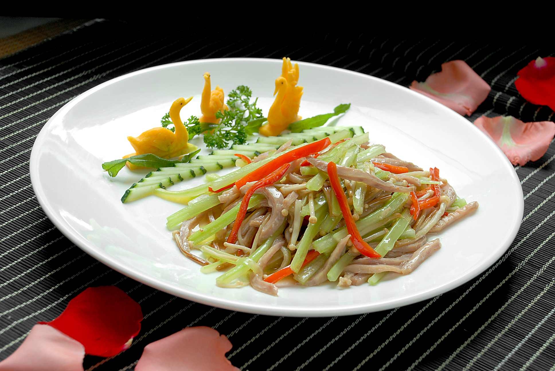 餐饮美食川菜七彩炒肚丝高清图片