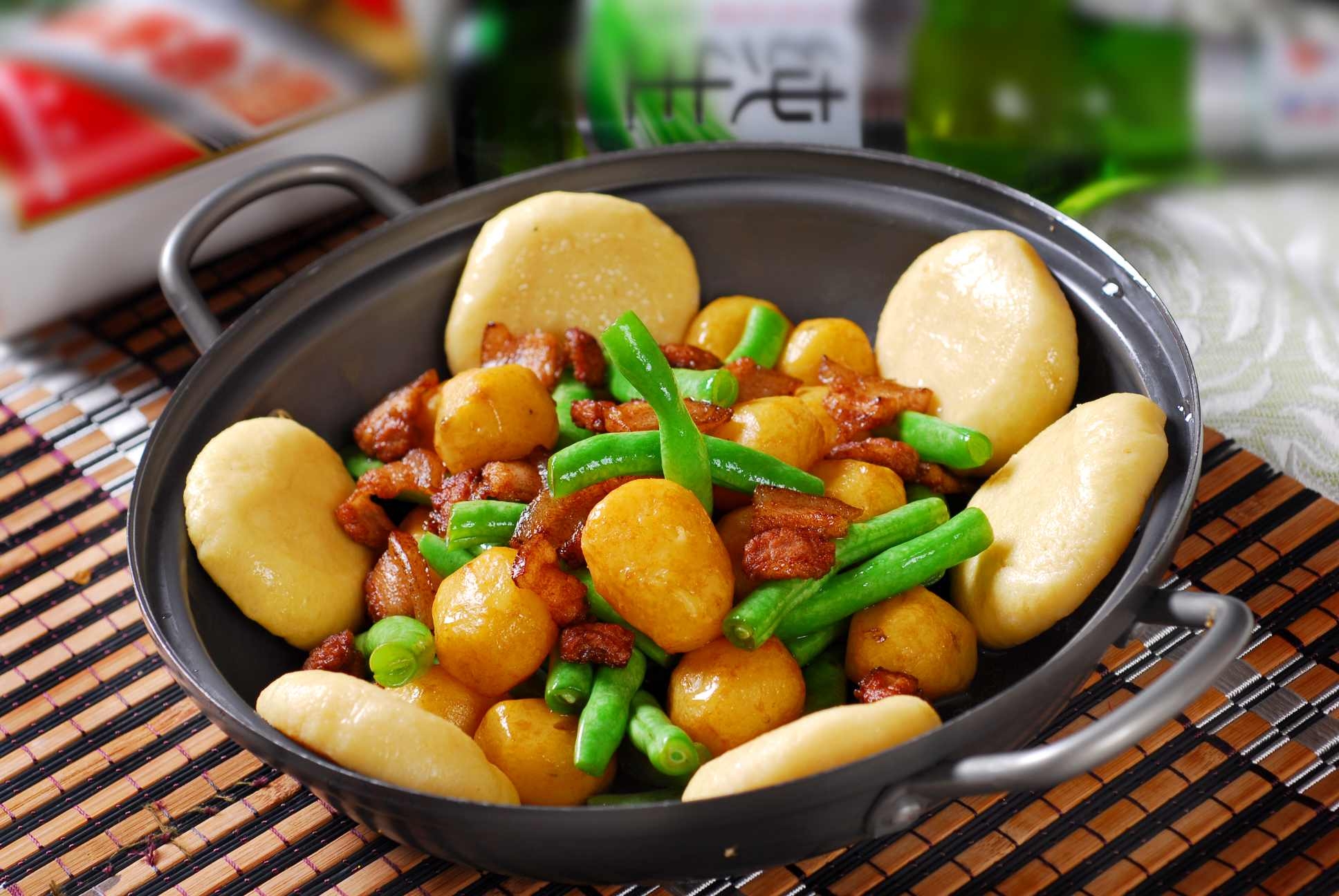 餐饮美食川粗粮烩双豆高清图片