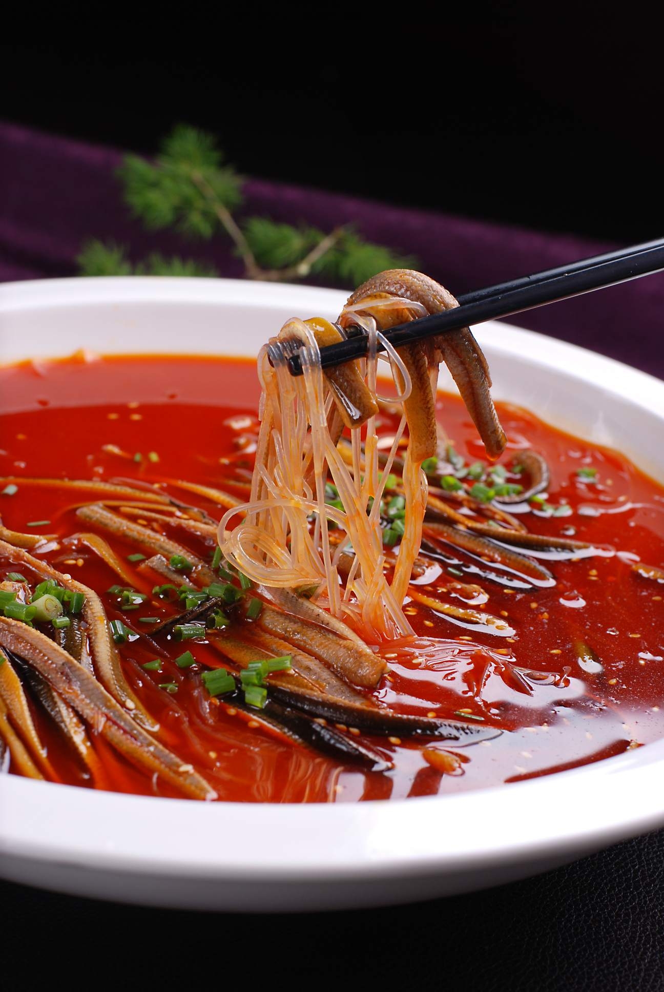 餐饮美食川菜鳝段粉丝高清图片