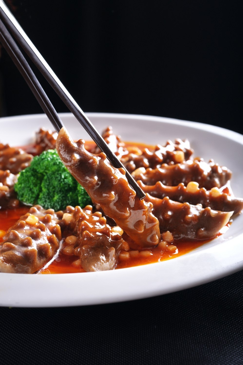 干烧素刺参高清图片