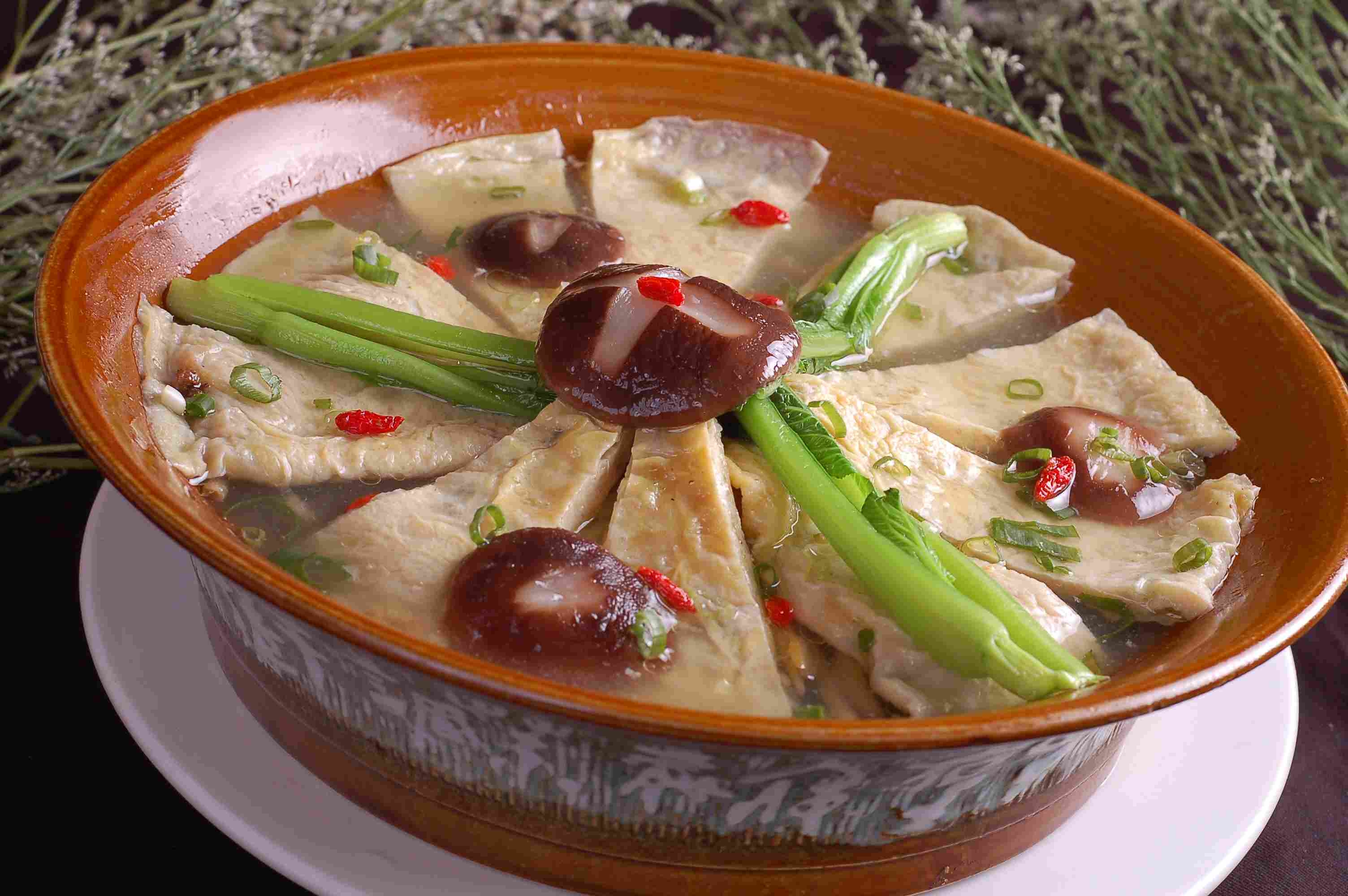 餐饮美食一品花酥高清图片