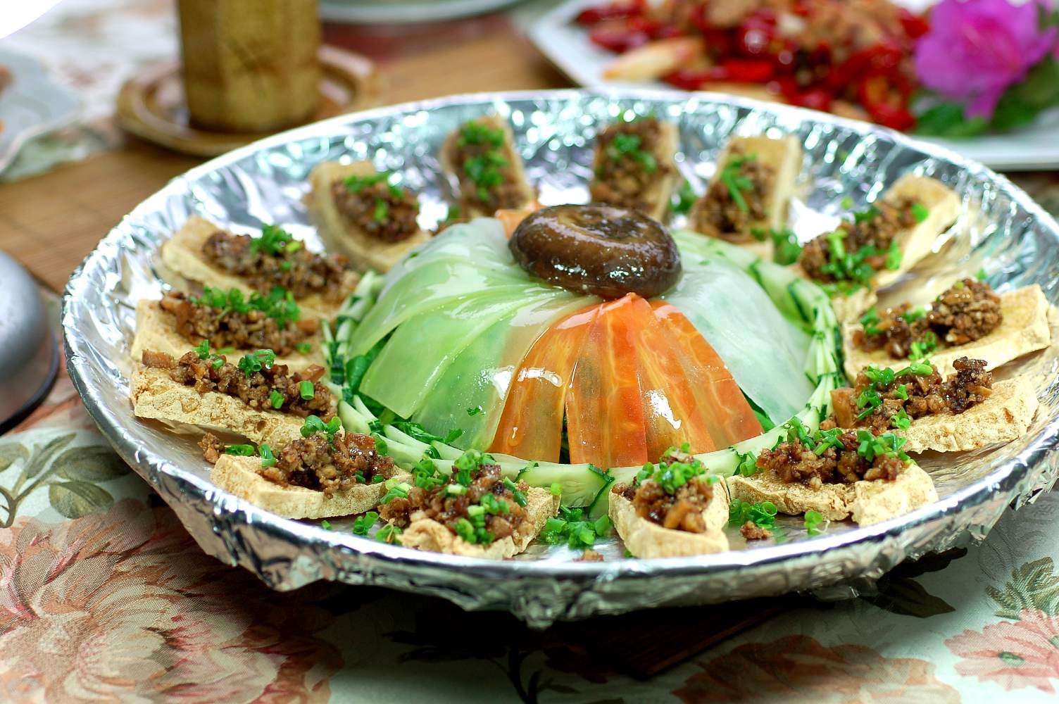 餐饮美食富贵红花豆腐宣传图片灯箱