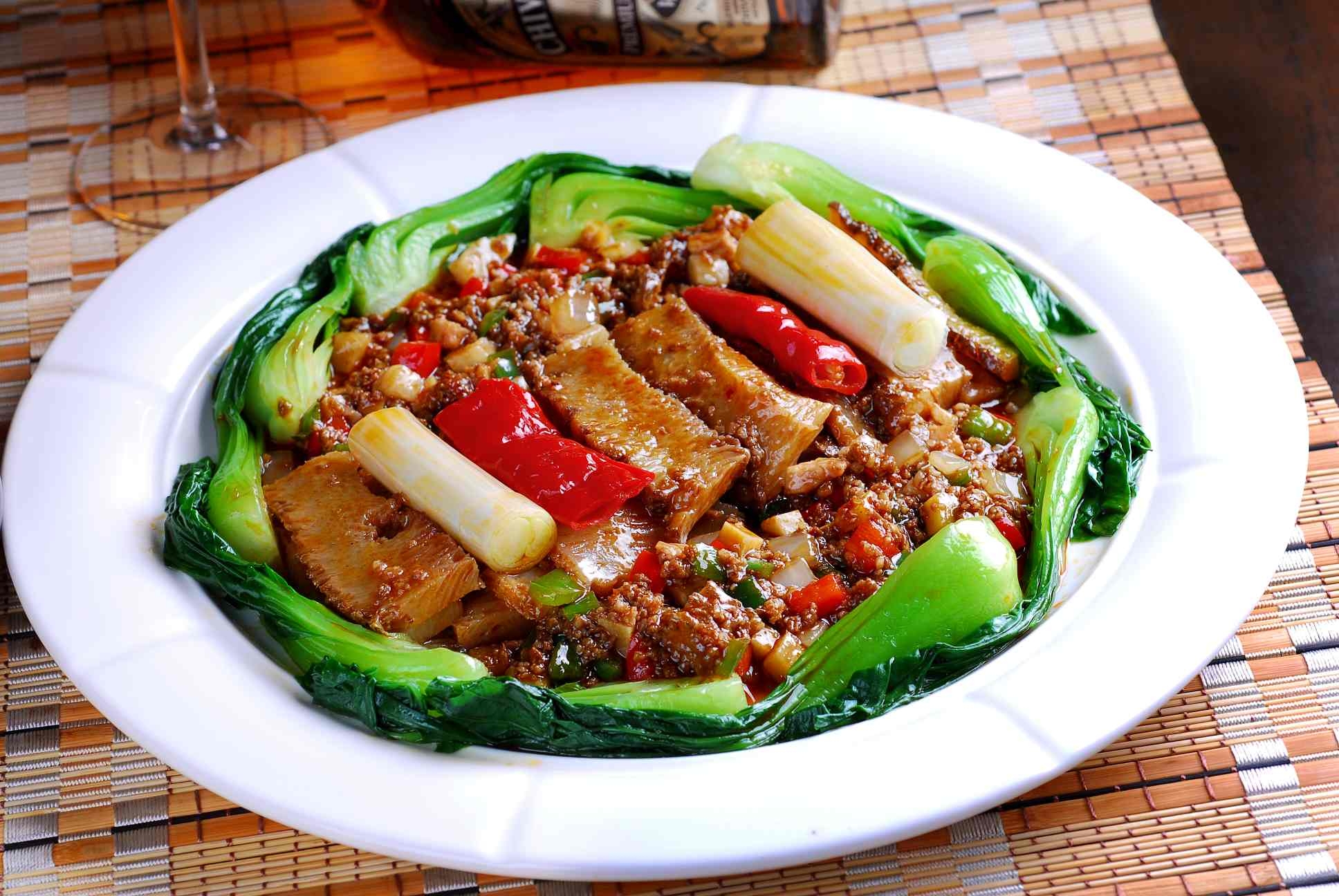 餐饮美食川菜干烧梅花参高清图片
