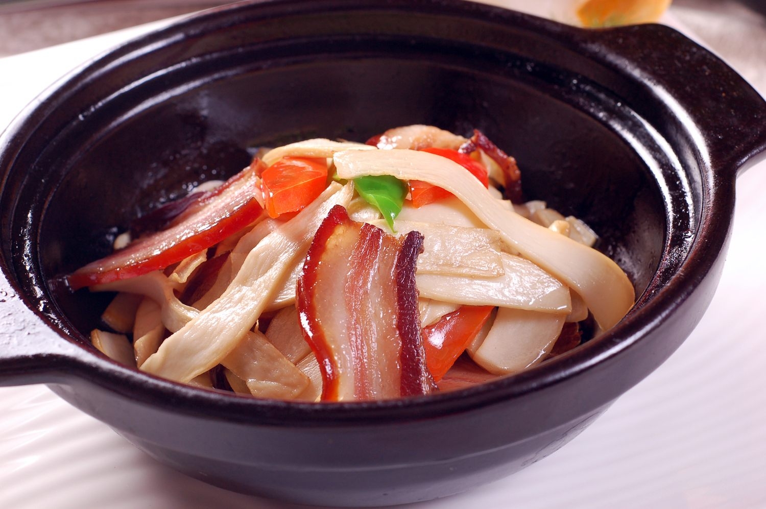 餐饮美食酱香菌高清图片