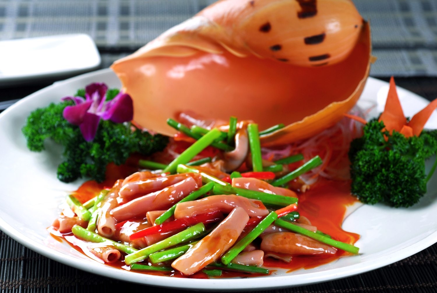 餐饮美食韭香海肠高清图片