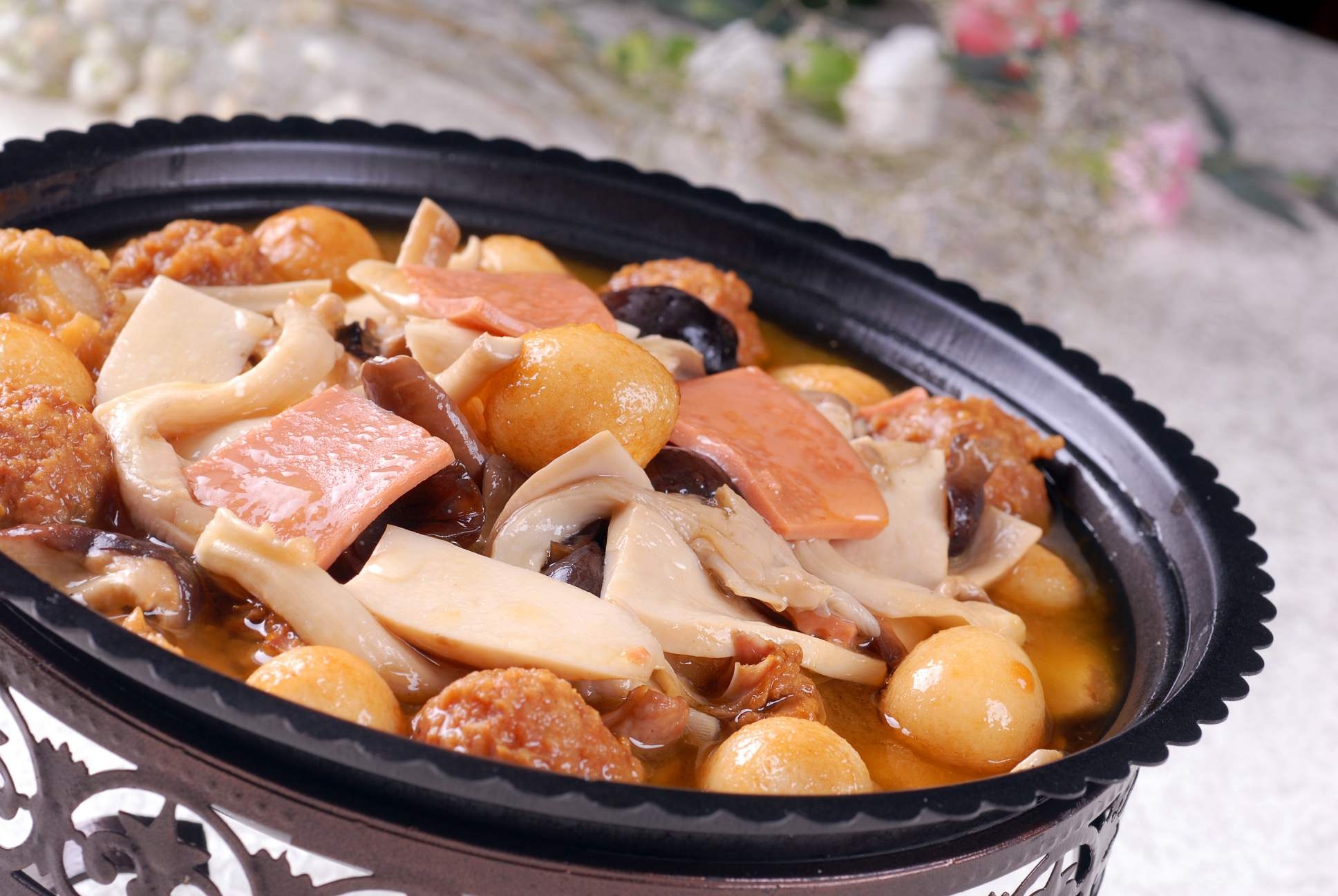 餐饮美食野菌什锦锅宣传图片灯箱