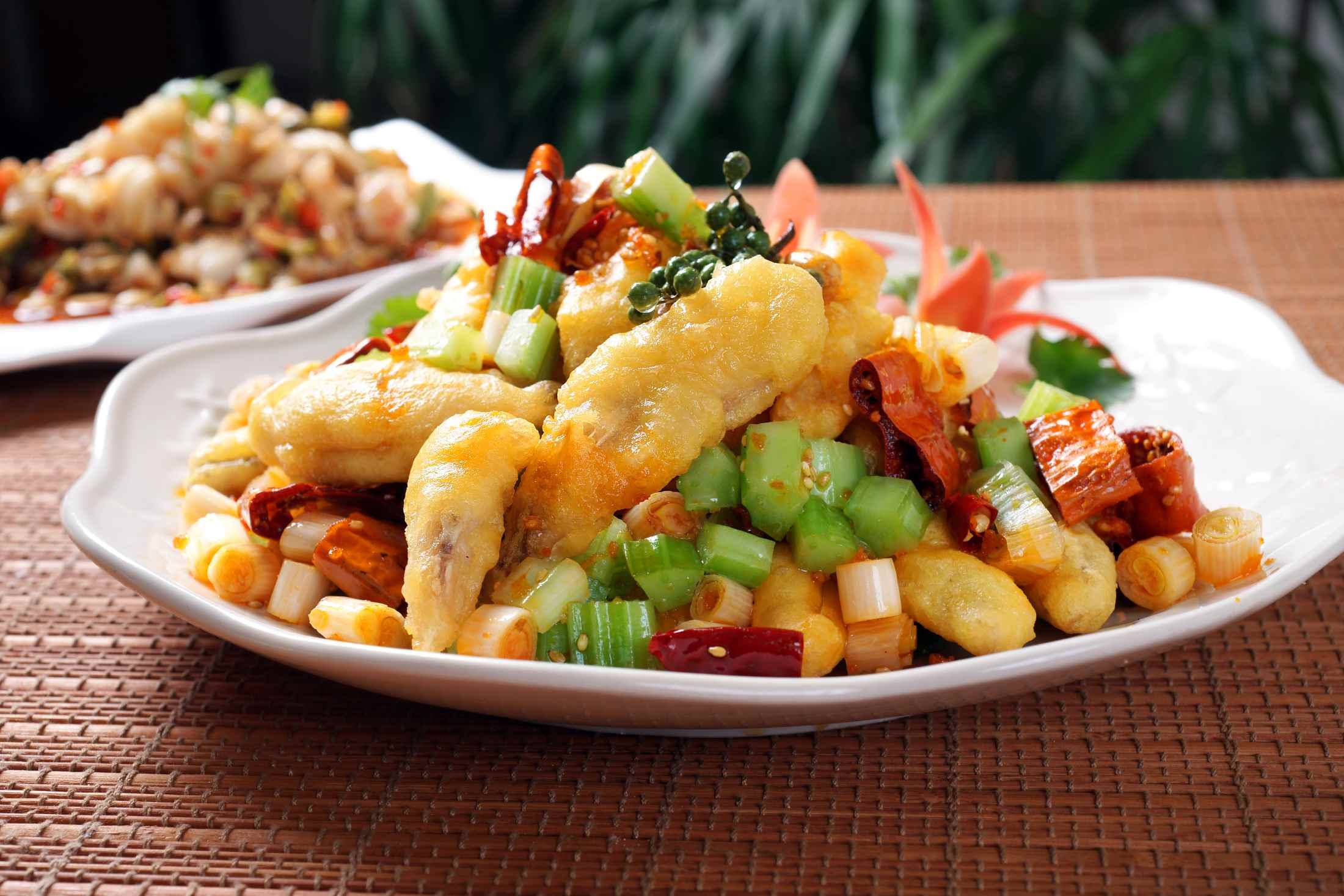 高清图片餐饮美食川菜脆椒耗儿鱼高清图片