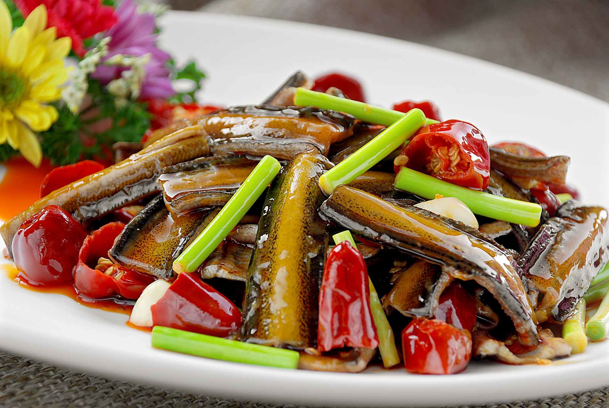 餐饮美食齐力霸王鳝片高清图片