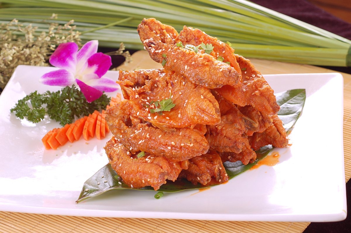 餐饮美食川菜鸿运怪味鲫鱼高清图片