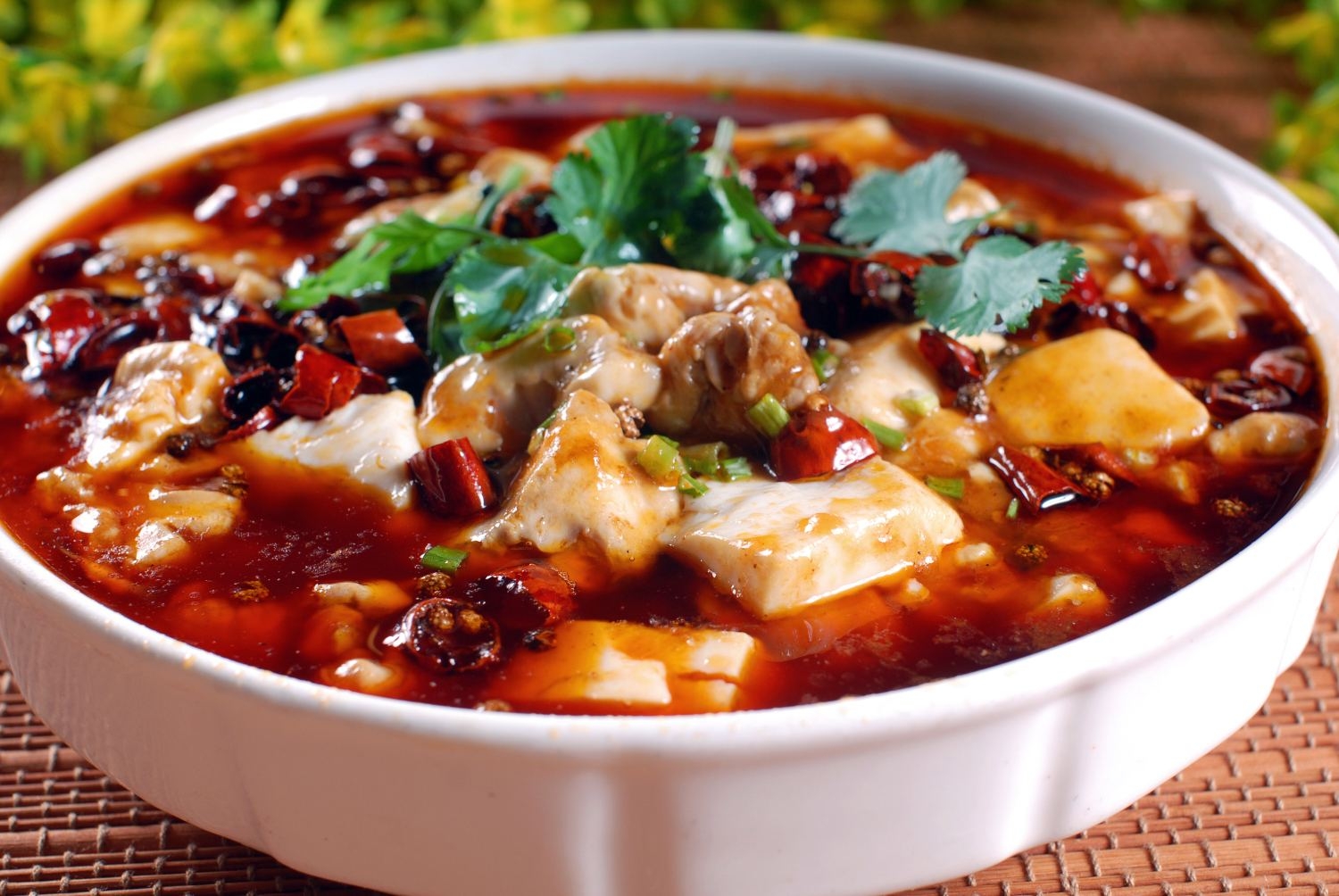 餐饮美食豆腐烧脑花高清图片