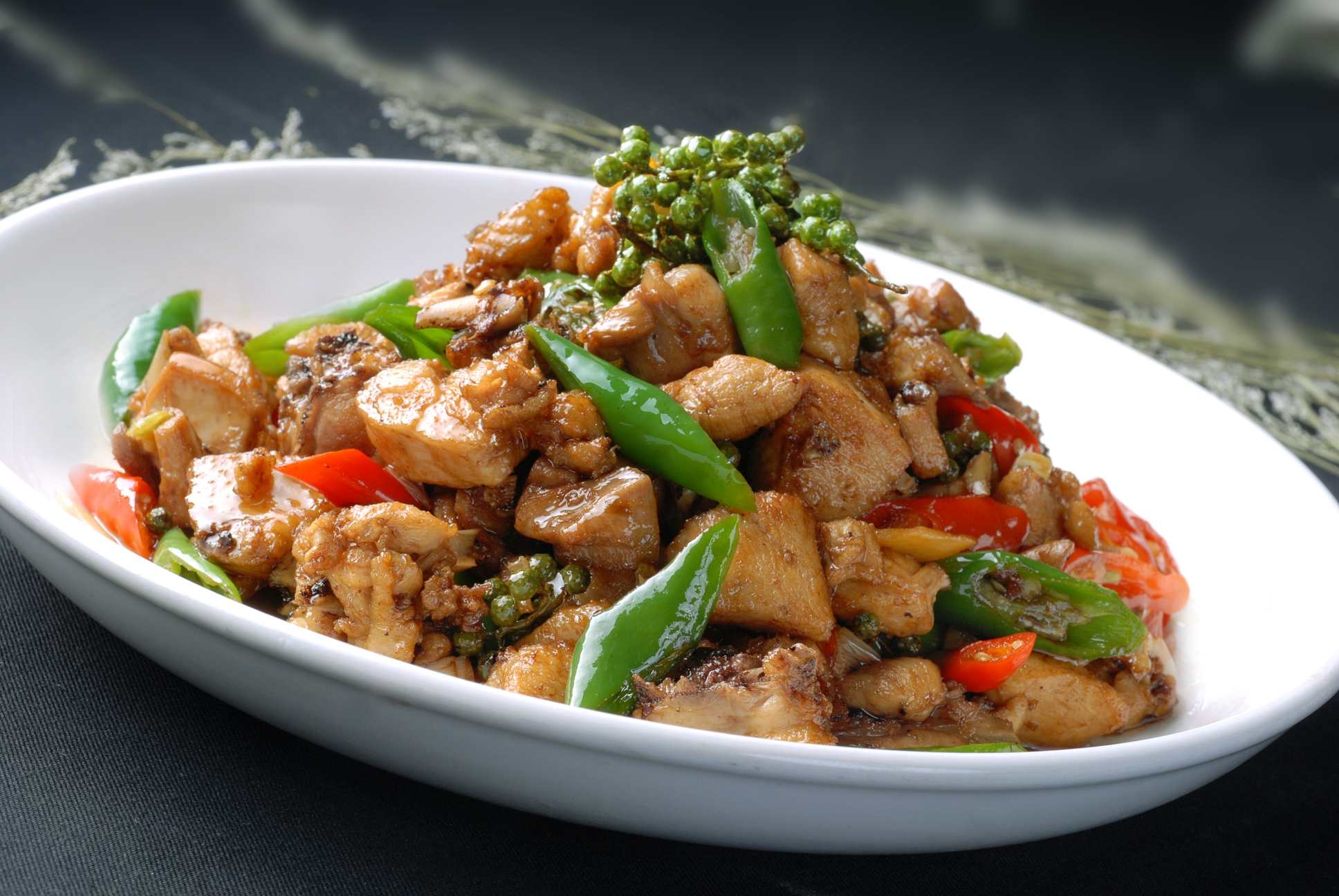 青椒鸡高清图片