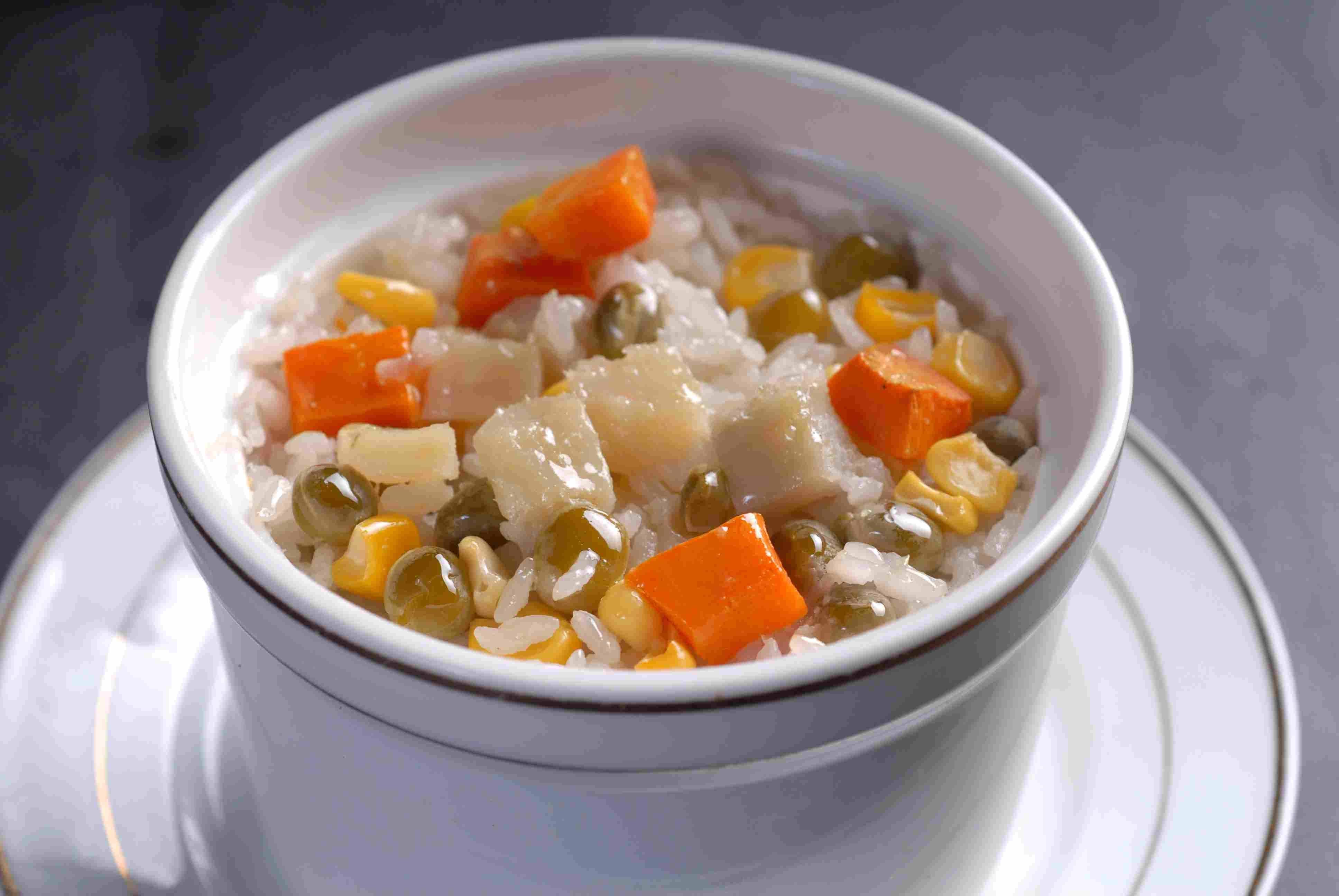 餐饮美食粗粮饭高清图片