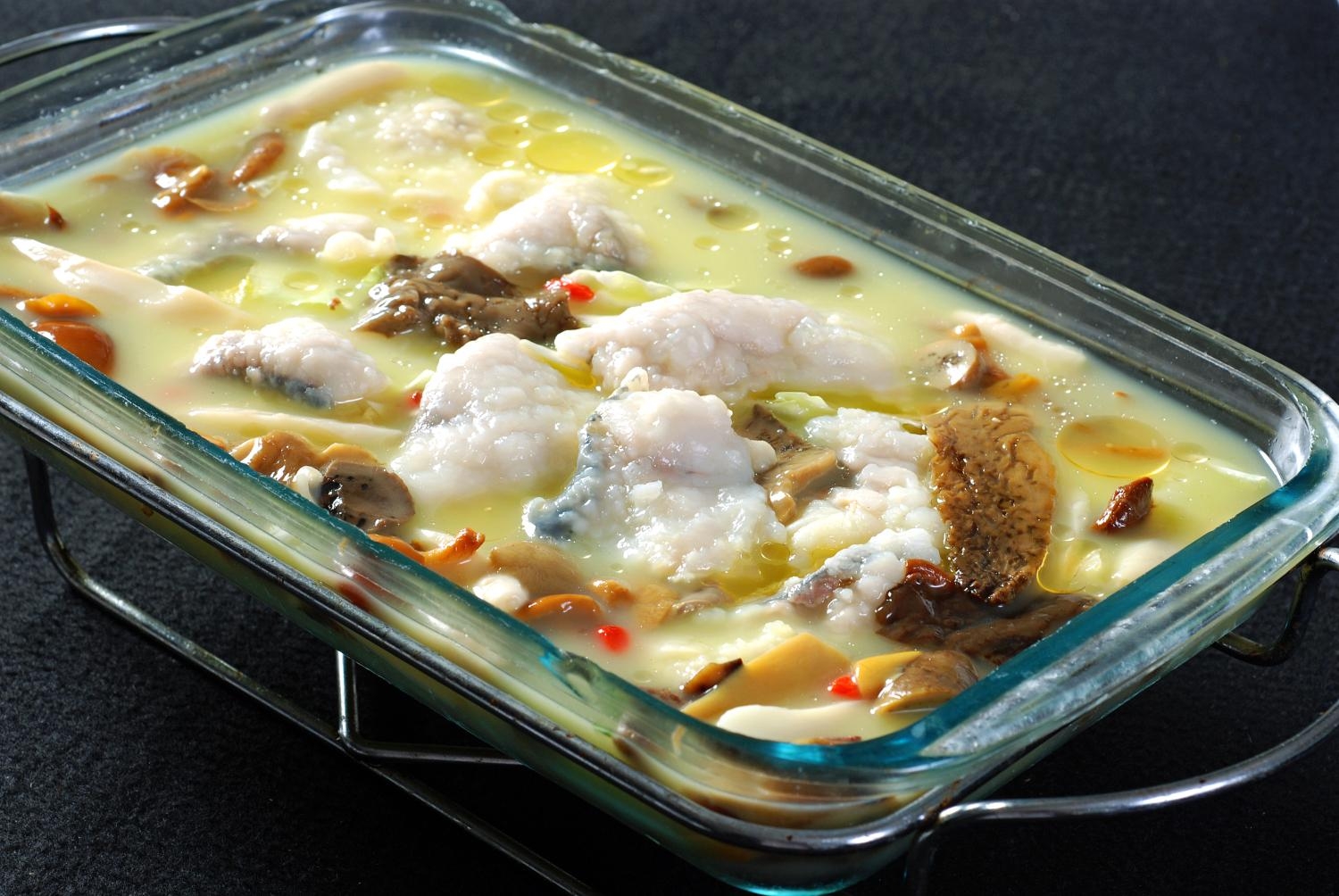 高清图片餐饮美食川菜奶汤鱼饺高清图片