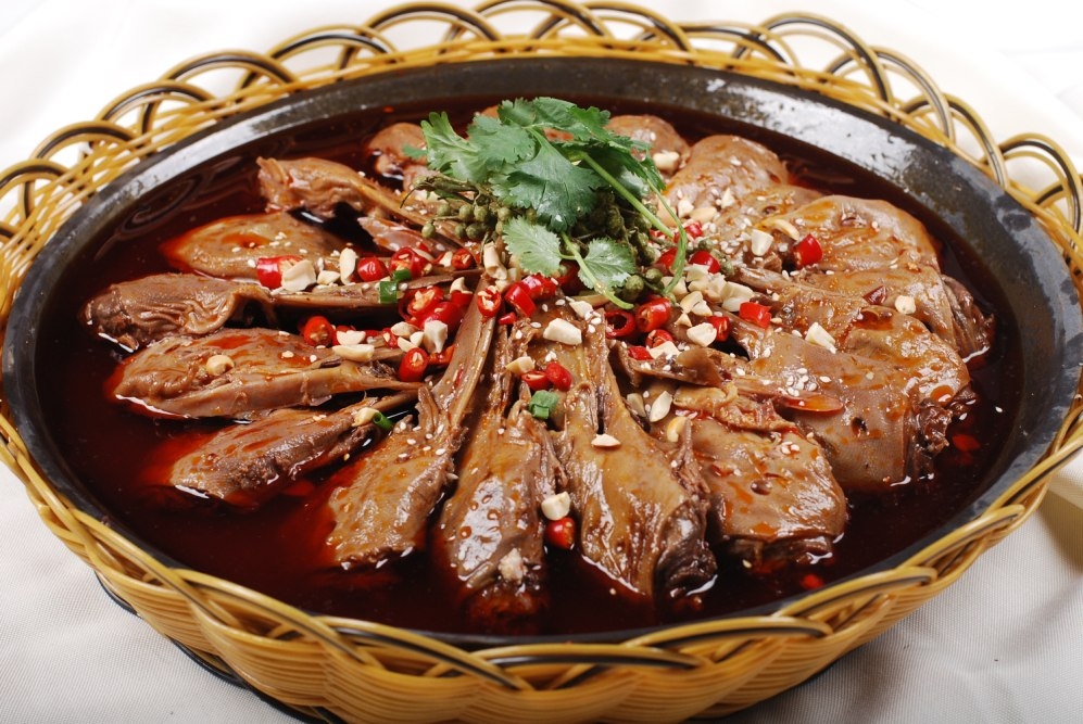 铁锅鸭头高清图片