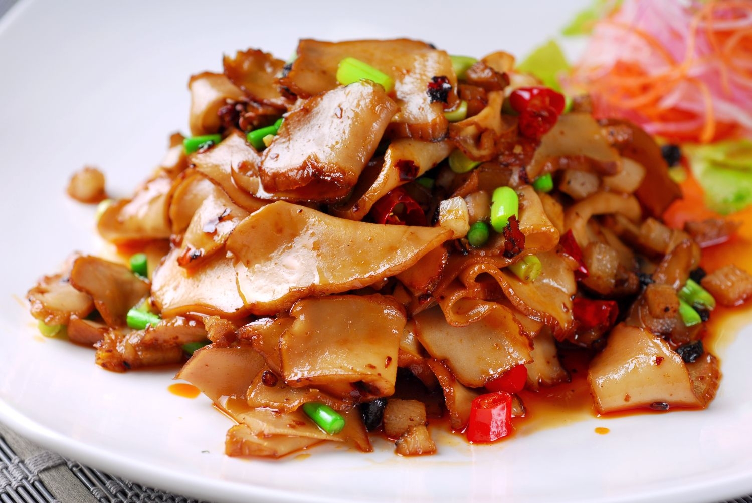 回锅白灵菇高清图片