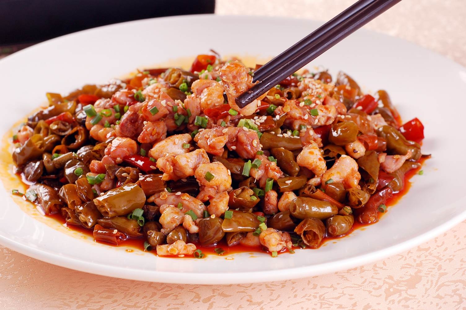 高清图片餐饮美食川菜泡椒兔高清图片