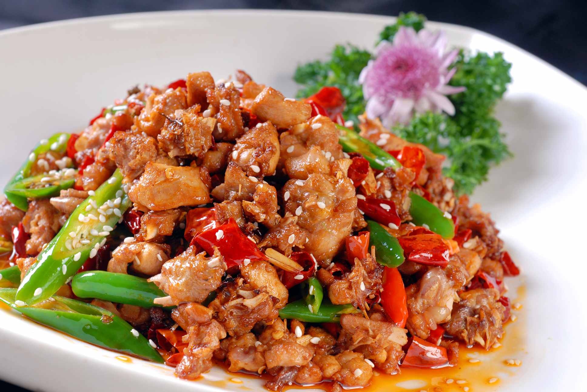 餐饮美食干煸野鸡高清图片