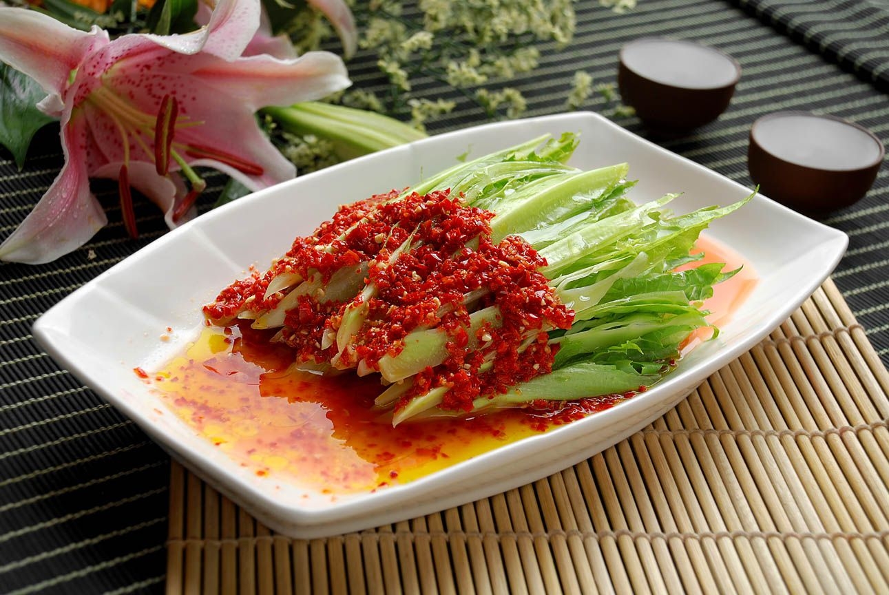 餐饮美食鲜椒油麦菜宣传图片灯箱