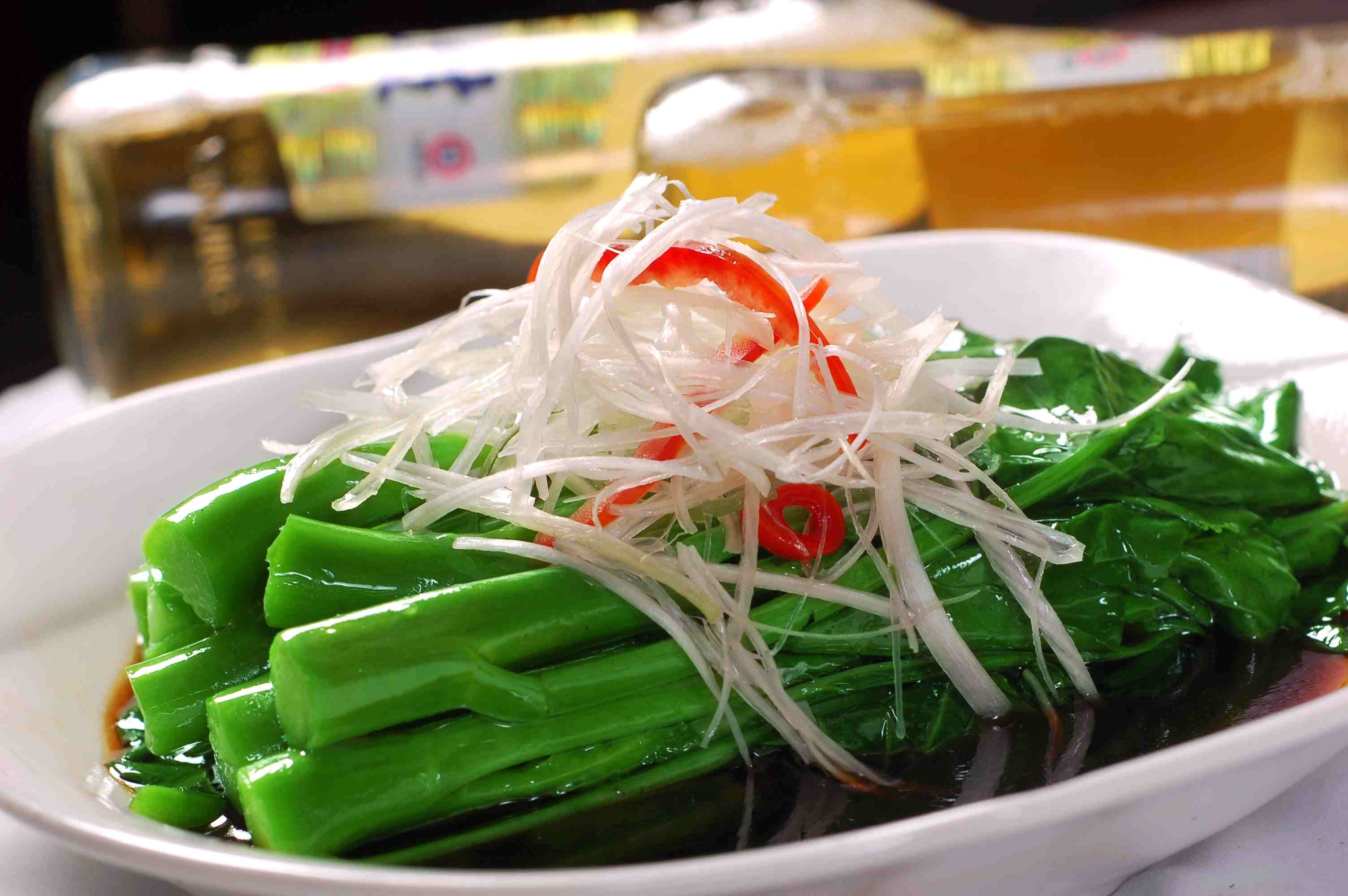 餐饮美食白灼芥兰高清图片