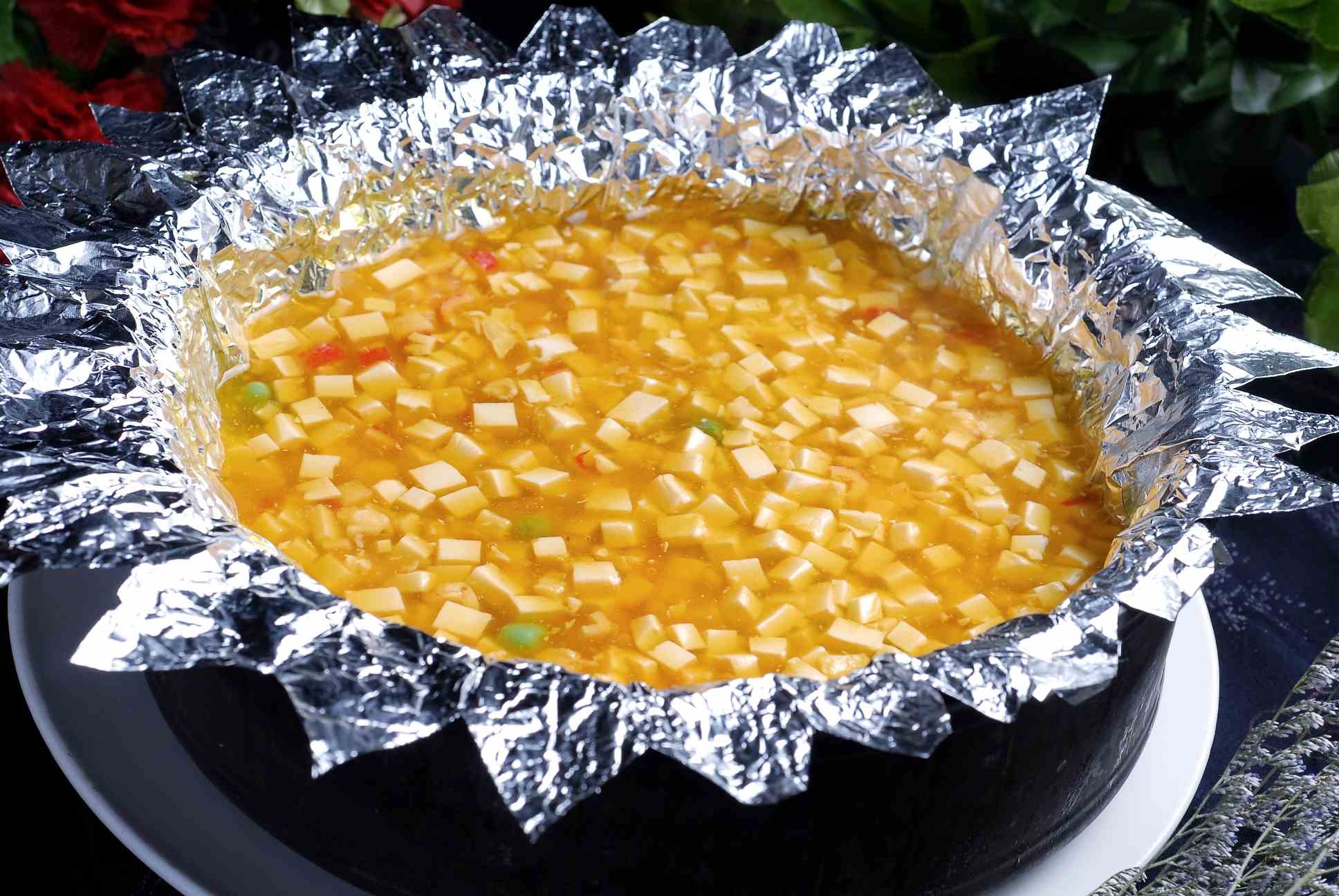 餐饮美食蟹黄豆花高清图片