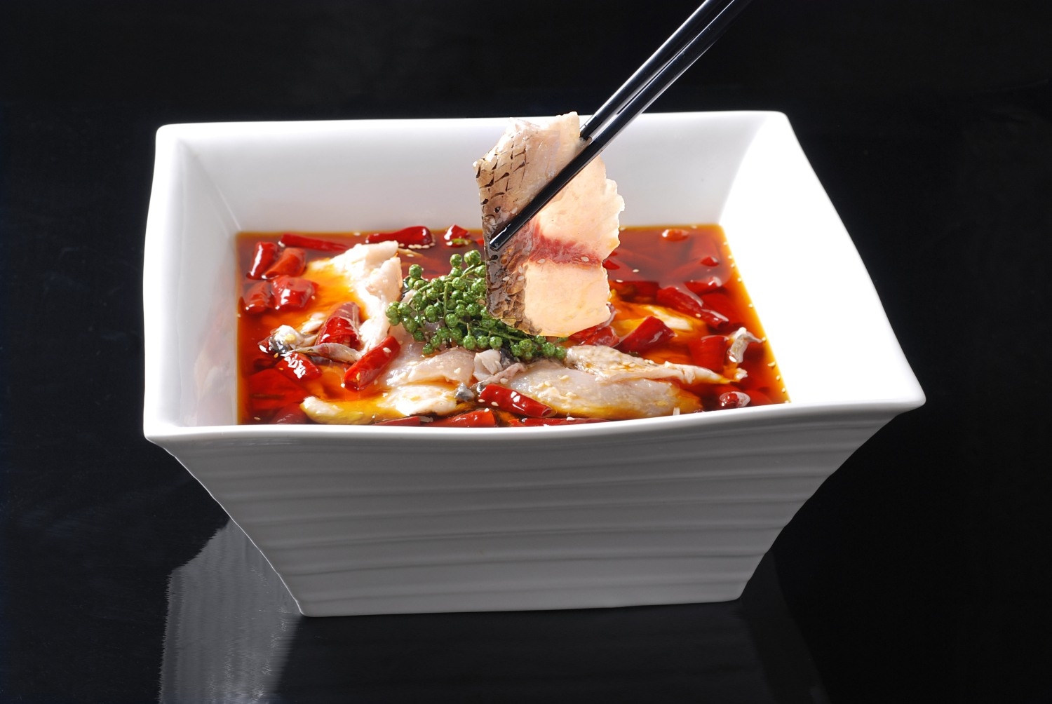 餐饮美食飘香沸腾鱼宣传图片灯箱