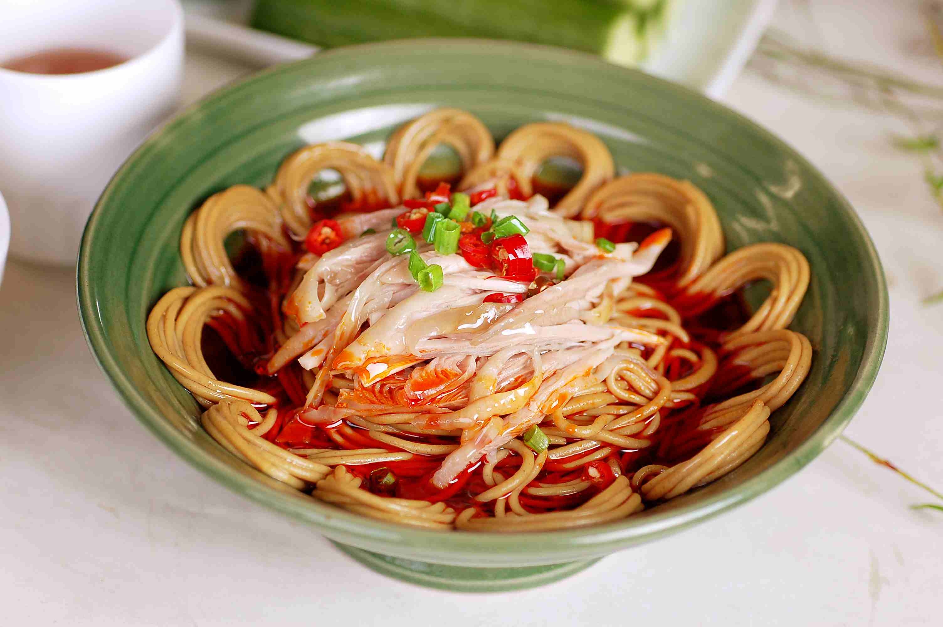 高清图片餐饮美食川菜鸡丝荞面高清图片
