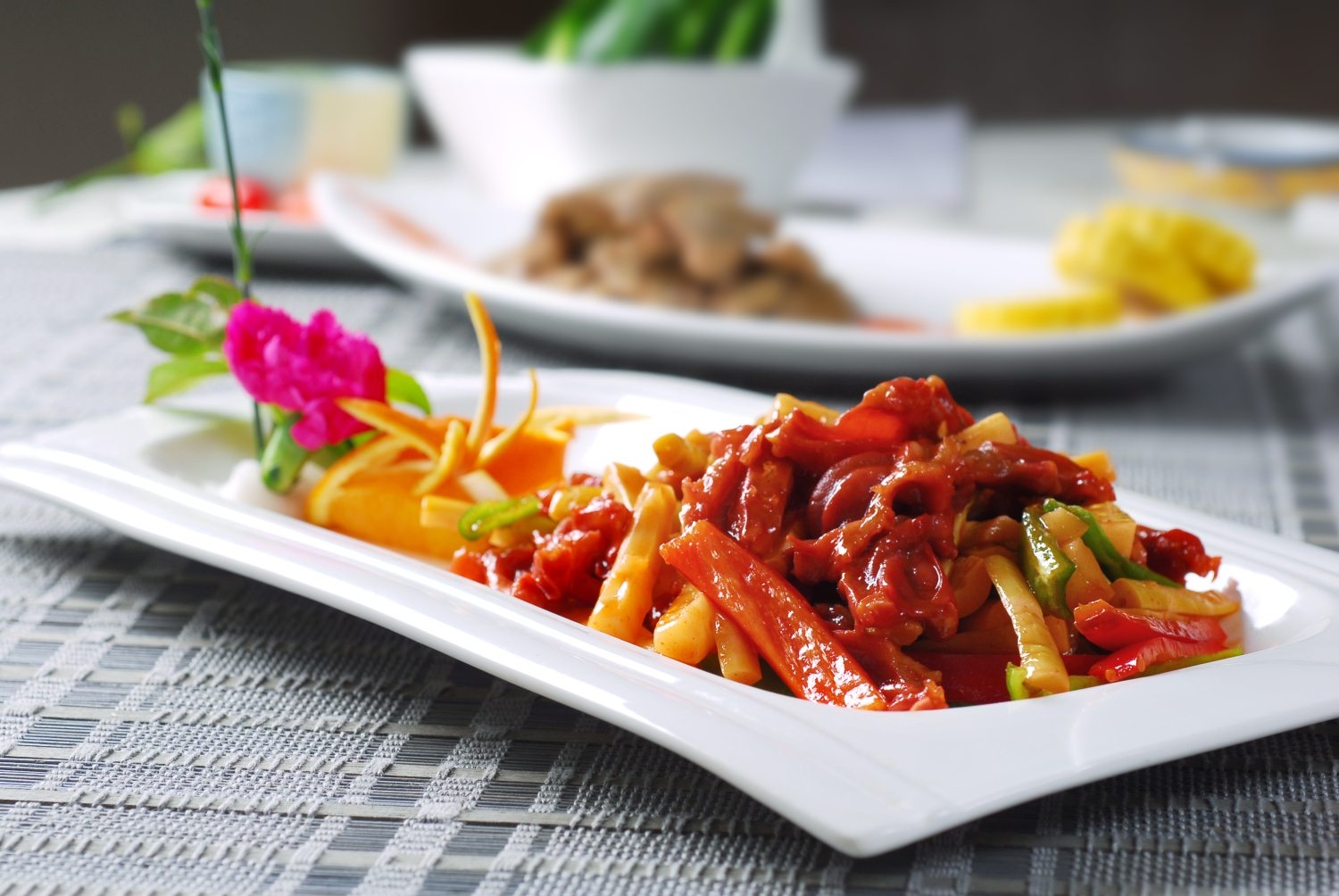 餐饮美食汉笋爆鸭掌高清图片