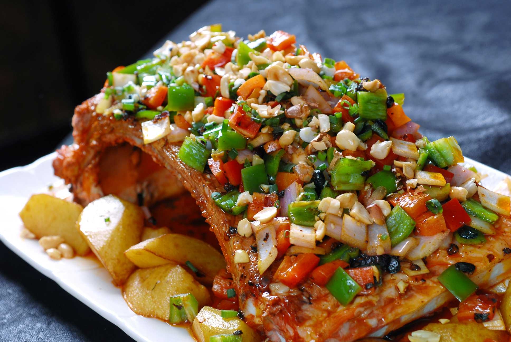 餐饮美食名悦轩大排宣传图片灯箱