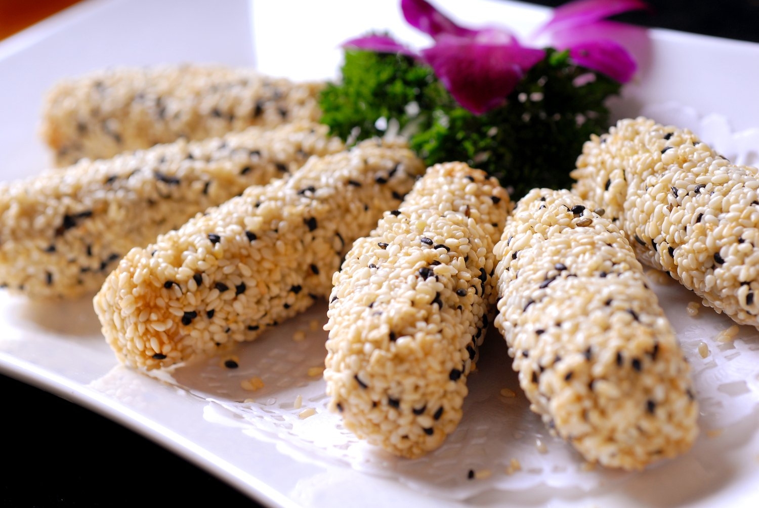 高清图片餐饮美食川菜麻香粟芋卷高清图片