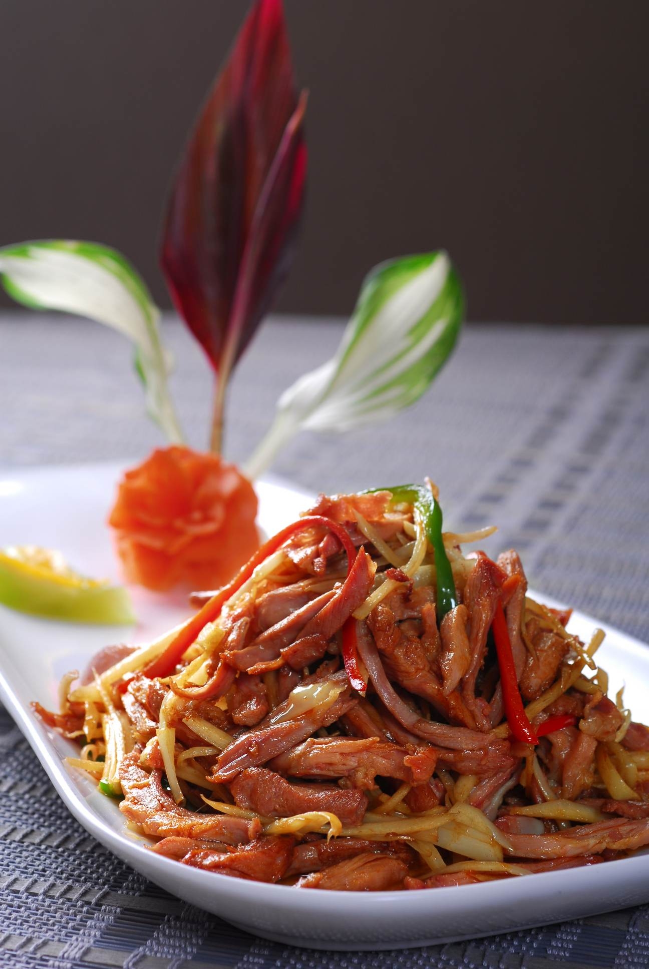 高清图片餐饮美食川菜仔姜爆鸭丝高清图片