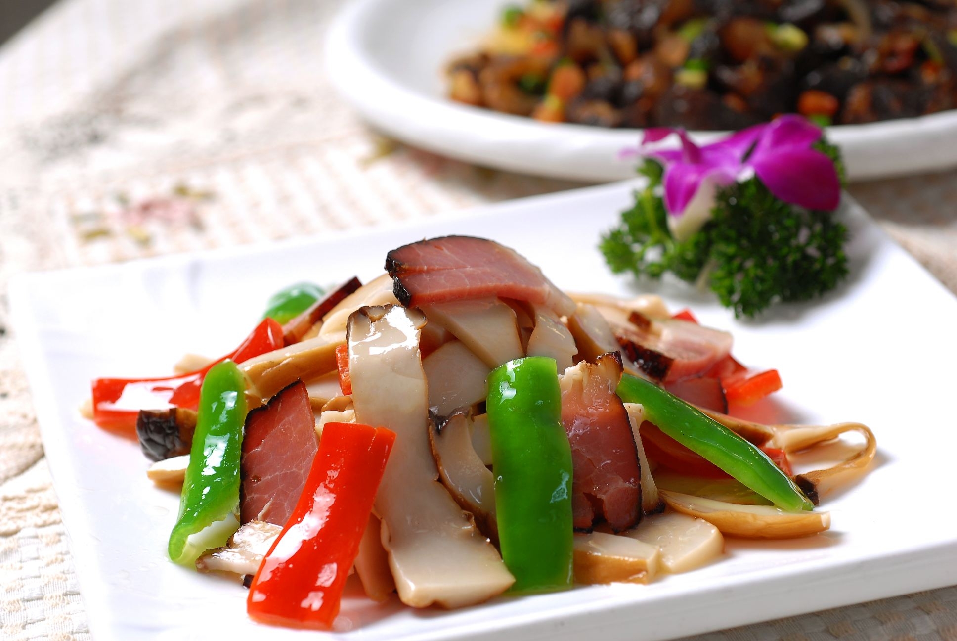餐饮美食川菜腊香倍花菇高清图片