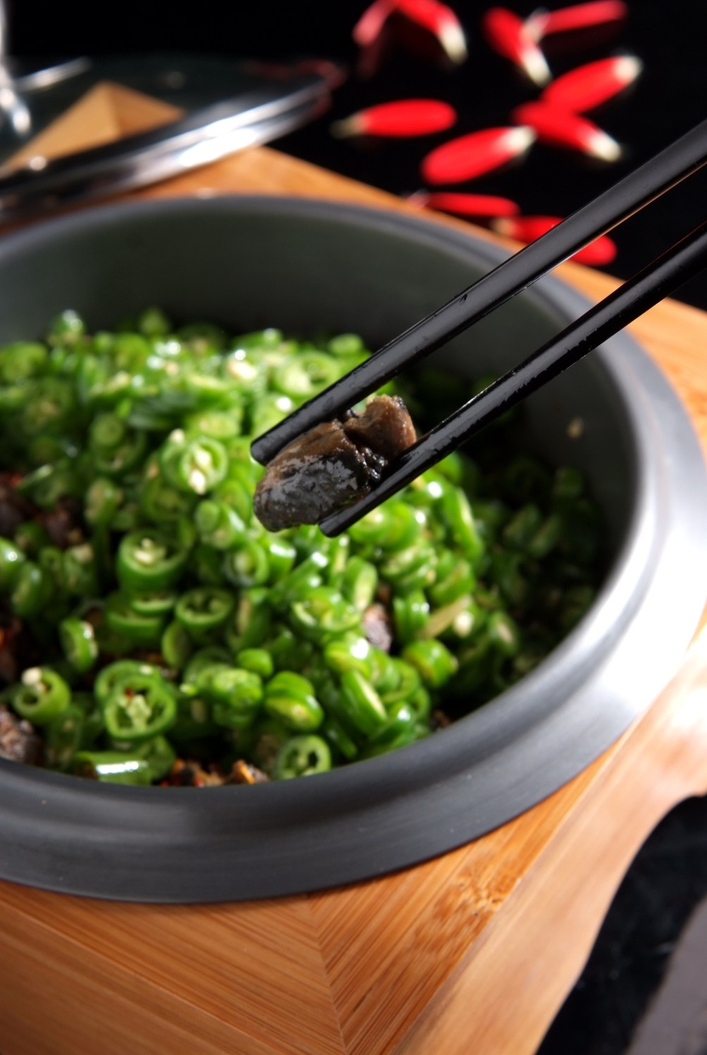 高清图片餐饮美食川菜椒香乌鸡高清图片