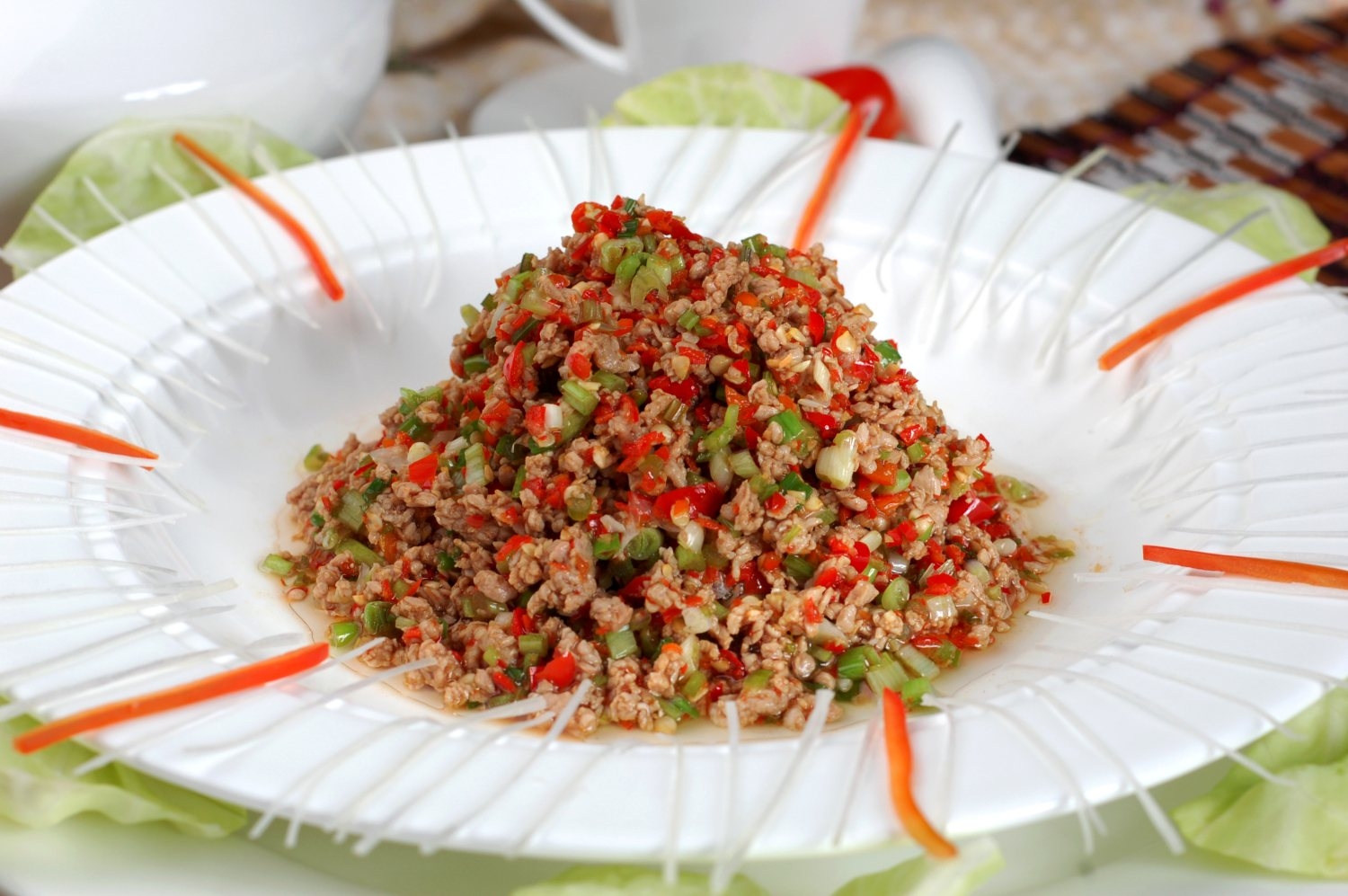 餐饮美食金湘散花牛肉高清图片