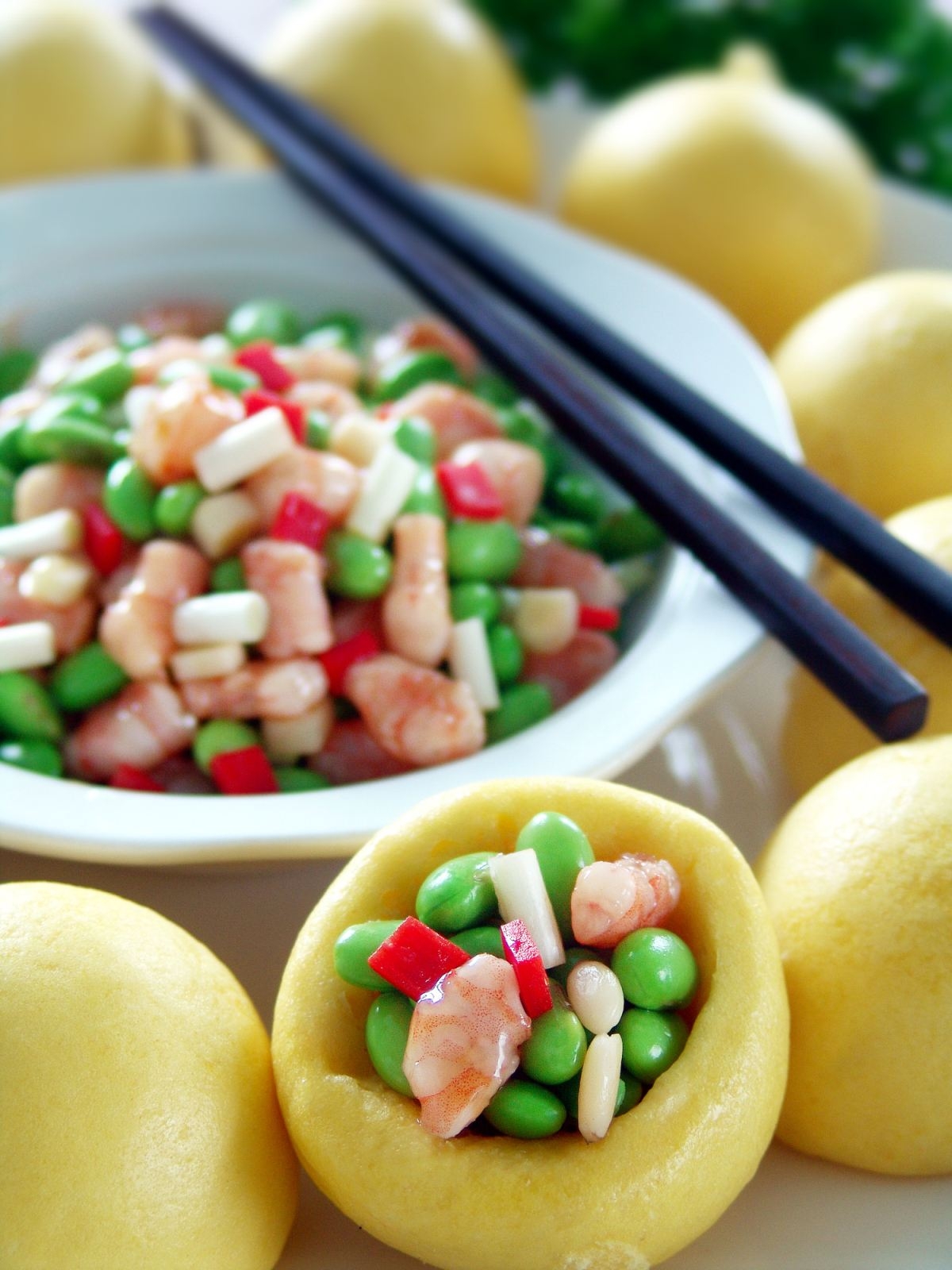 餐饮美食鲜虾窝窝头高清图片