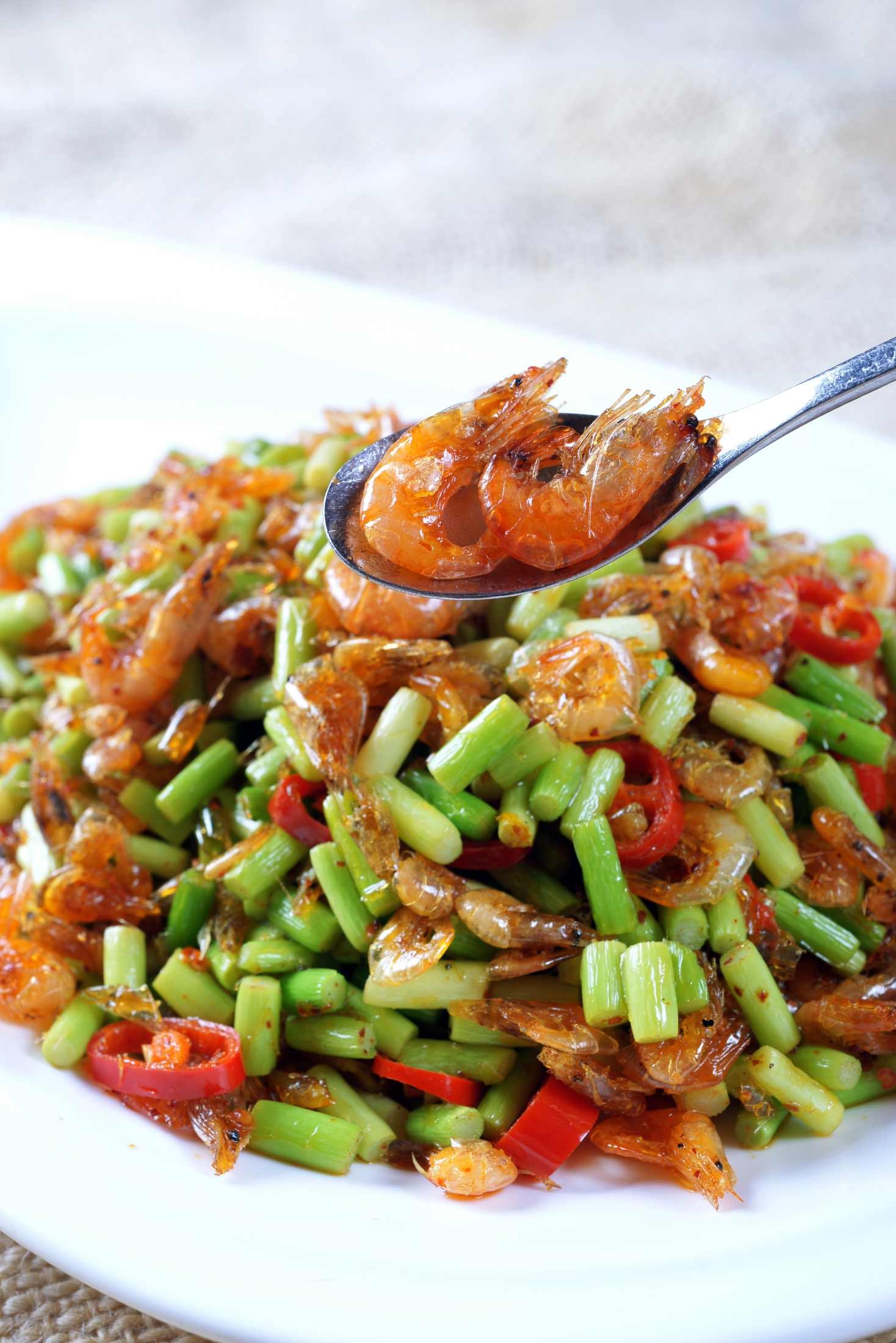 小炒河虾高清图片