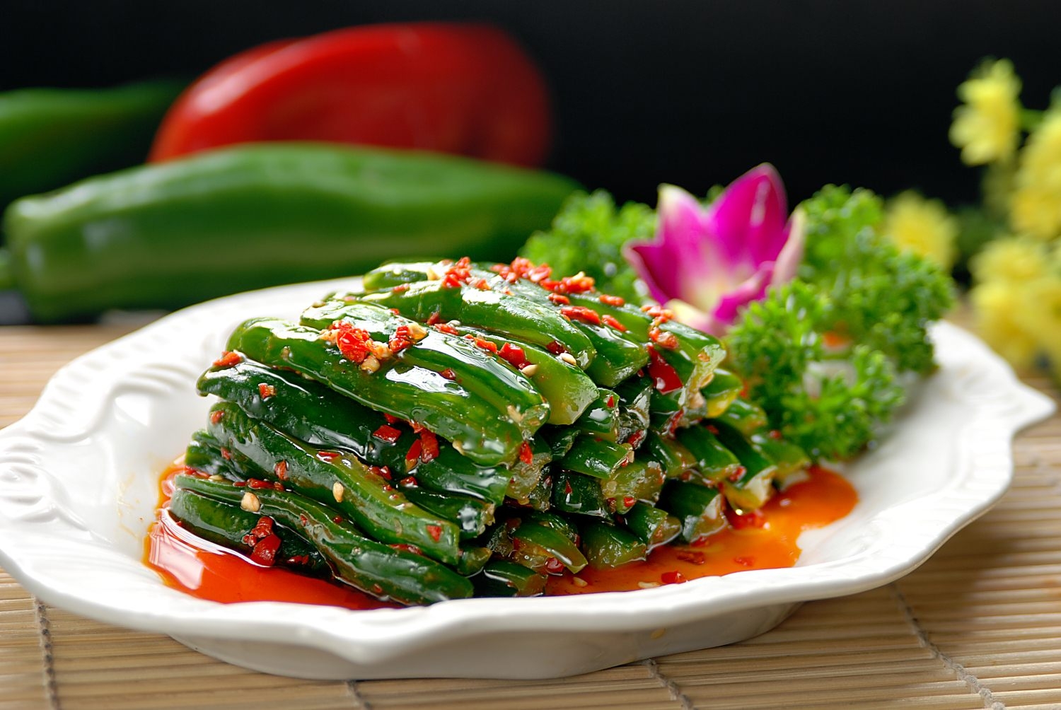 餐饮美食美味瓜条高清图片