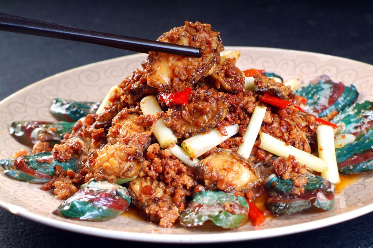 餐饮美食川菜干烧鲍鱼仔高清图片