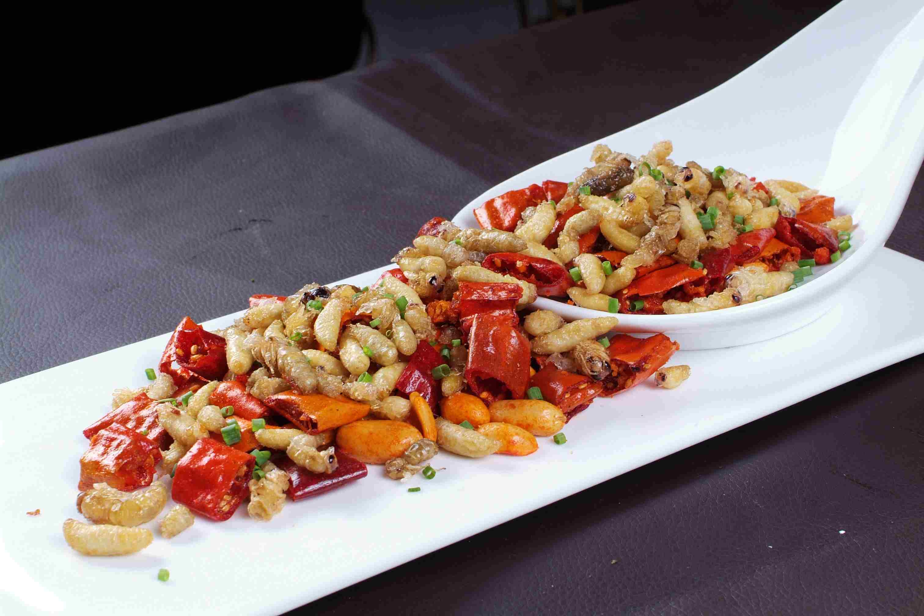 餐饮美食酒鬼蜂蛹高清图片