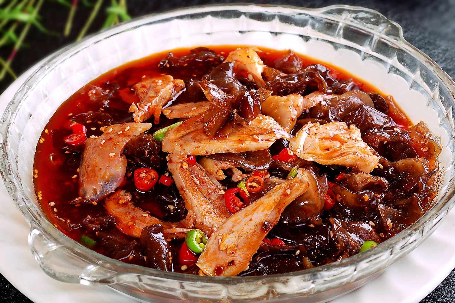 餐饮美食木耳鸡片(1)宣传图片灯箱