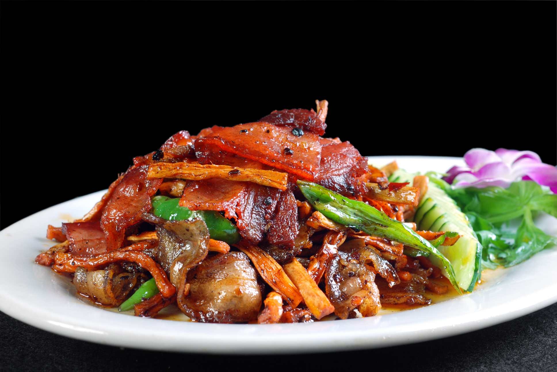 萝卜回锅肉高清图片