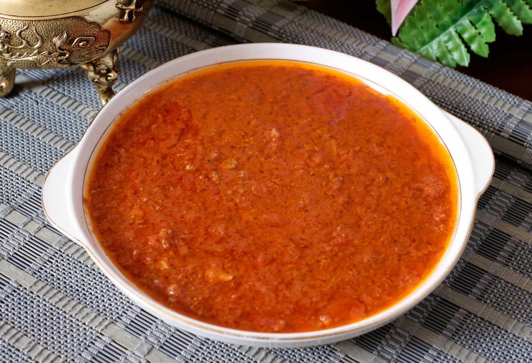 特色热西红柿牛肉酱高清图片