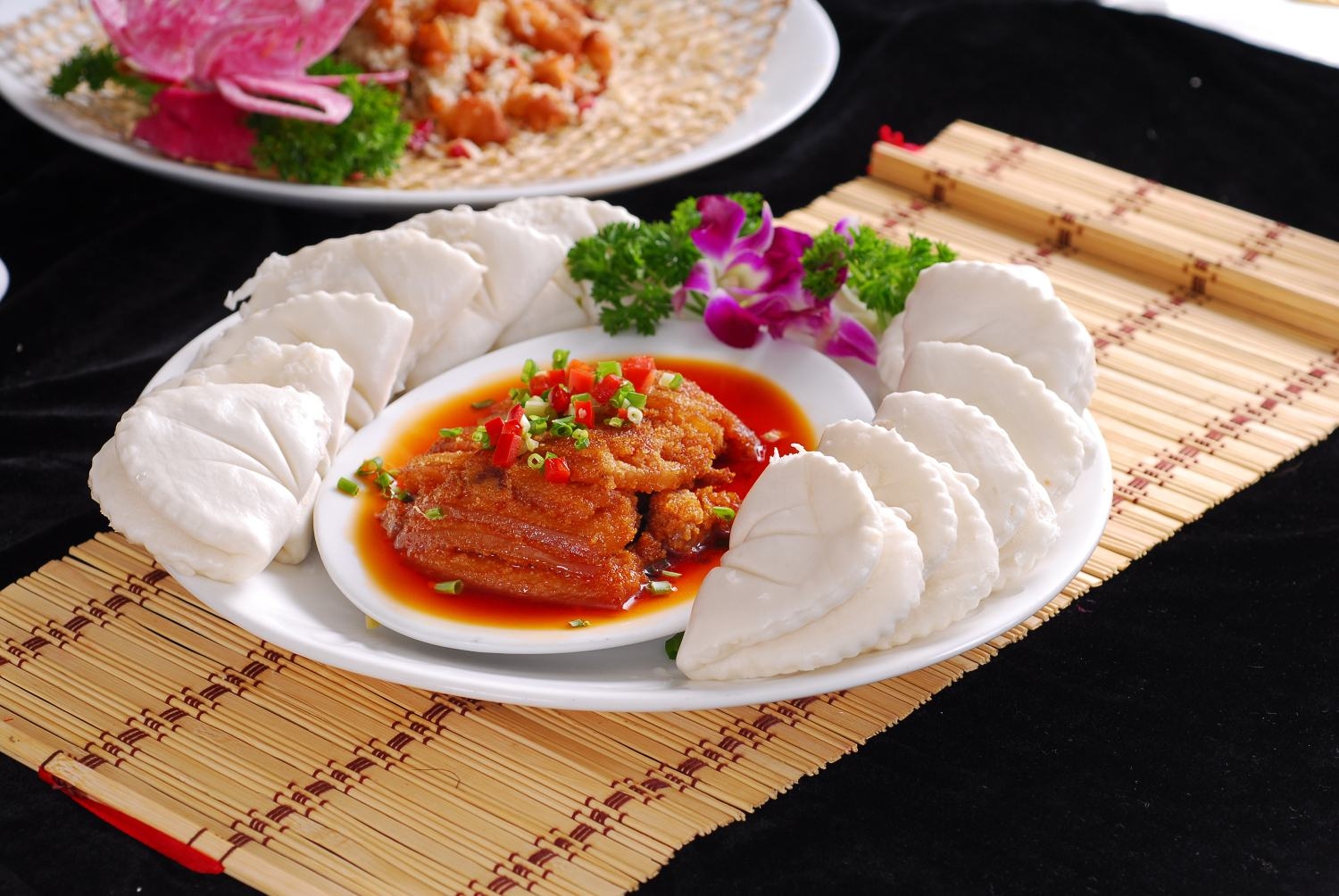 餐饮美食金牌馍夹肉高清图片