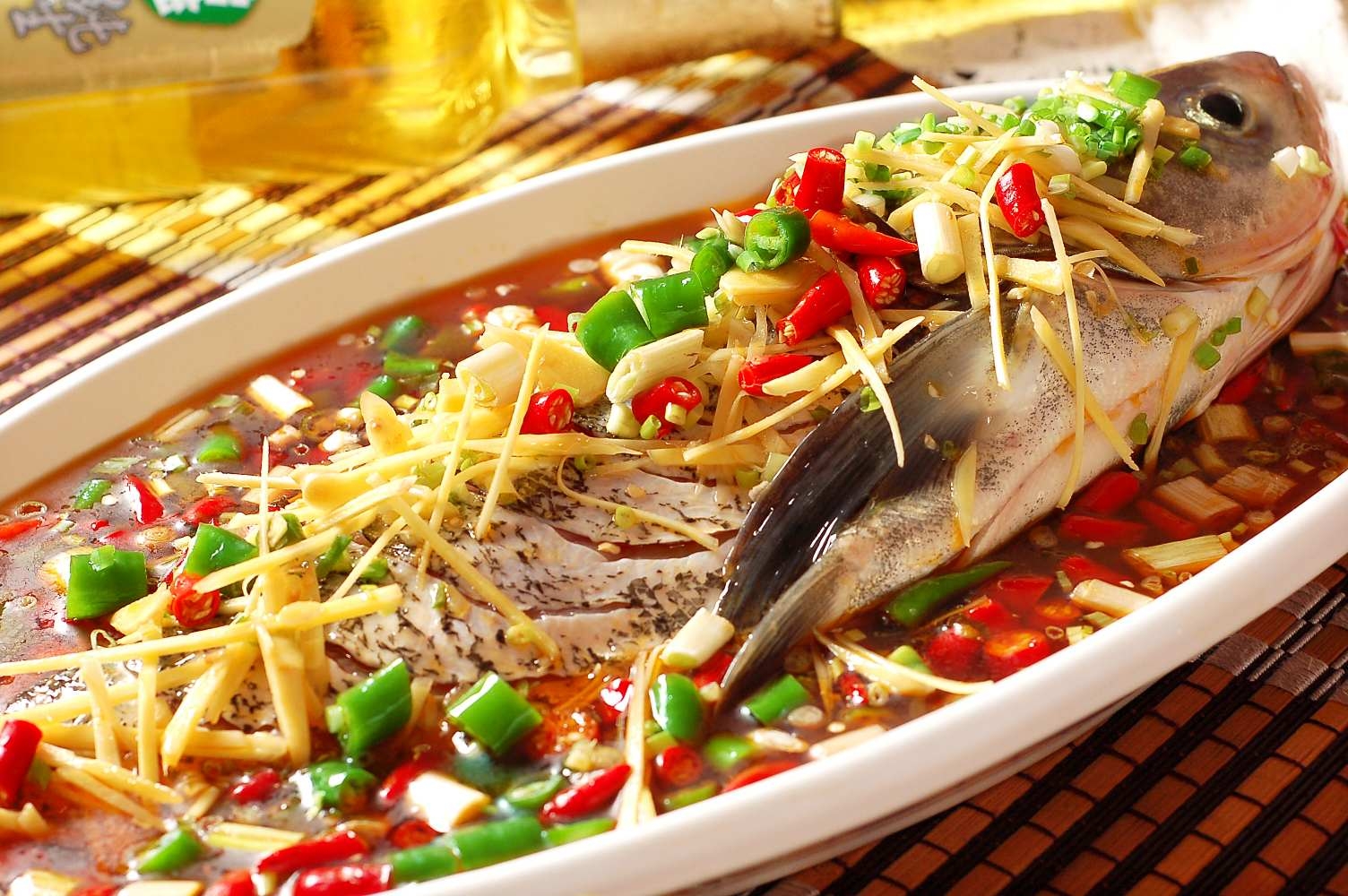 高清图片餐饮美食川菜热自贡特色跳水花鲢高清图片