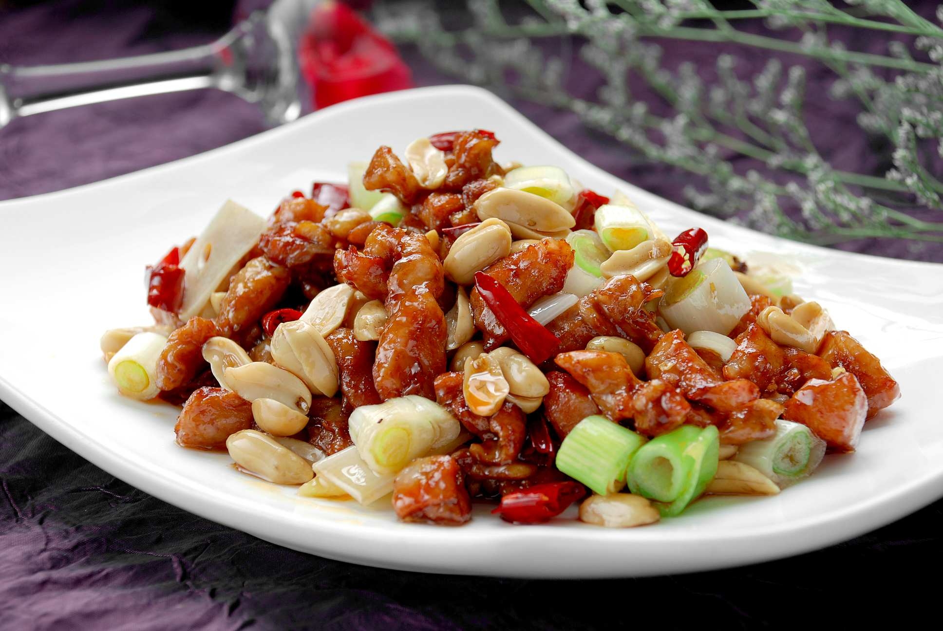 餐饮美食宫爆鸡丁宣传图片灯箱