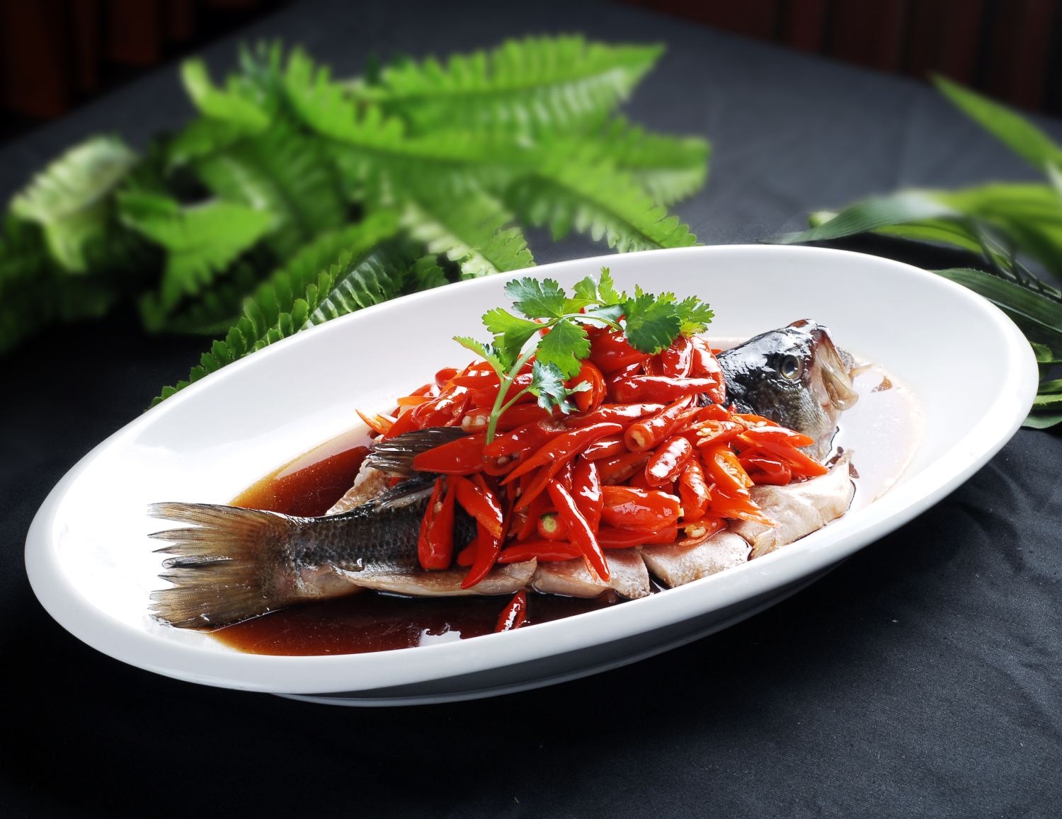 餐饮美食椒汁鲈鱼宣传图片灯箱