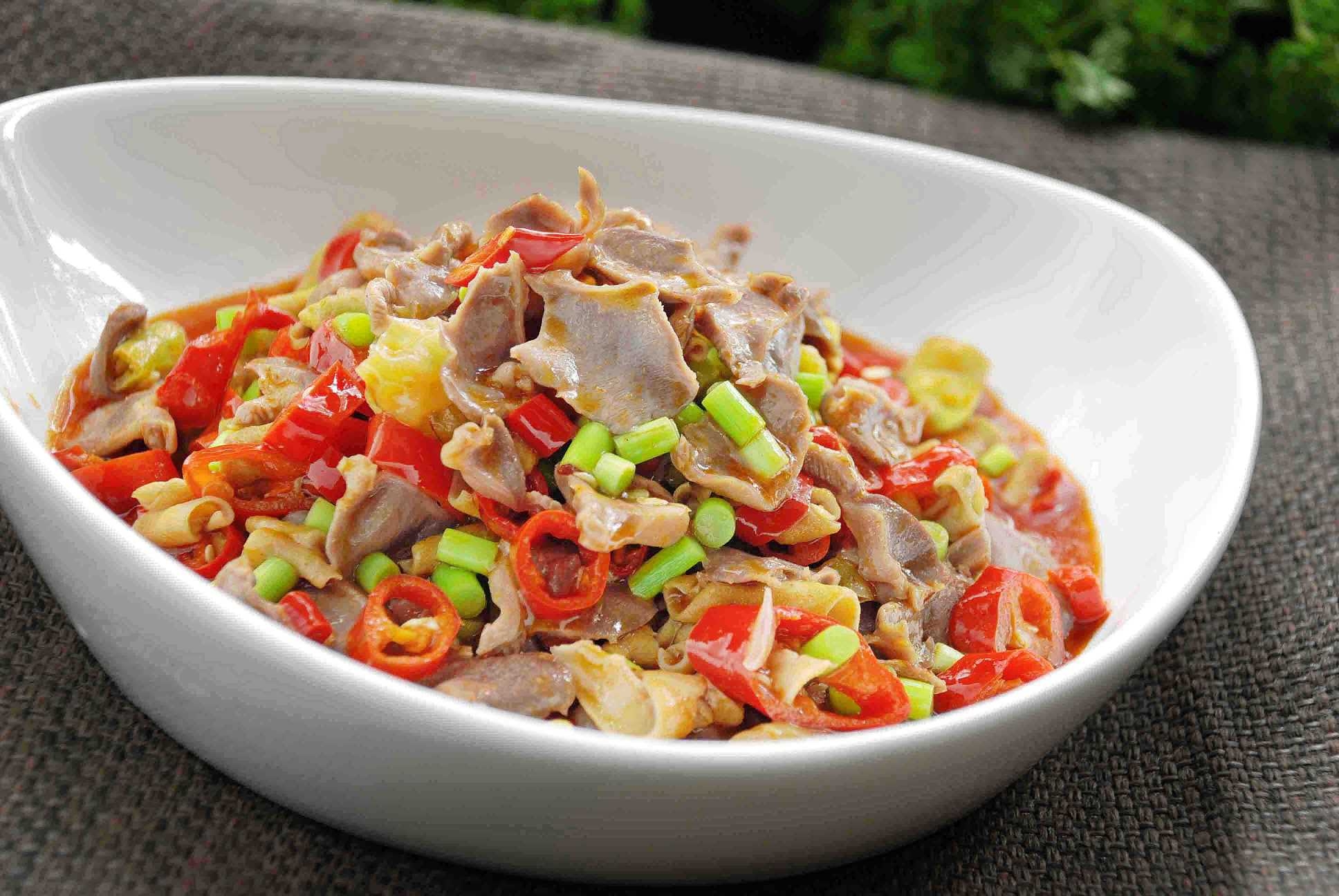 高清图片餐饮美食川菜鸡鸡杂酸辣鸡杂高清图片