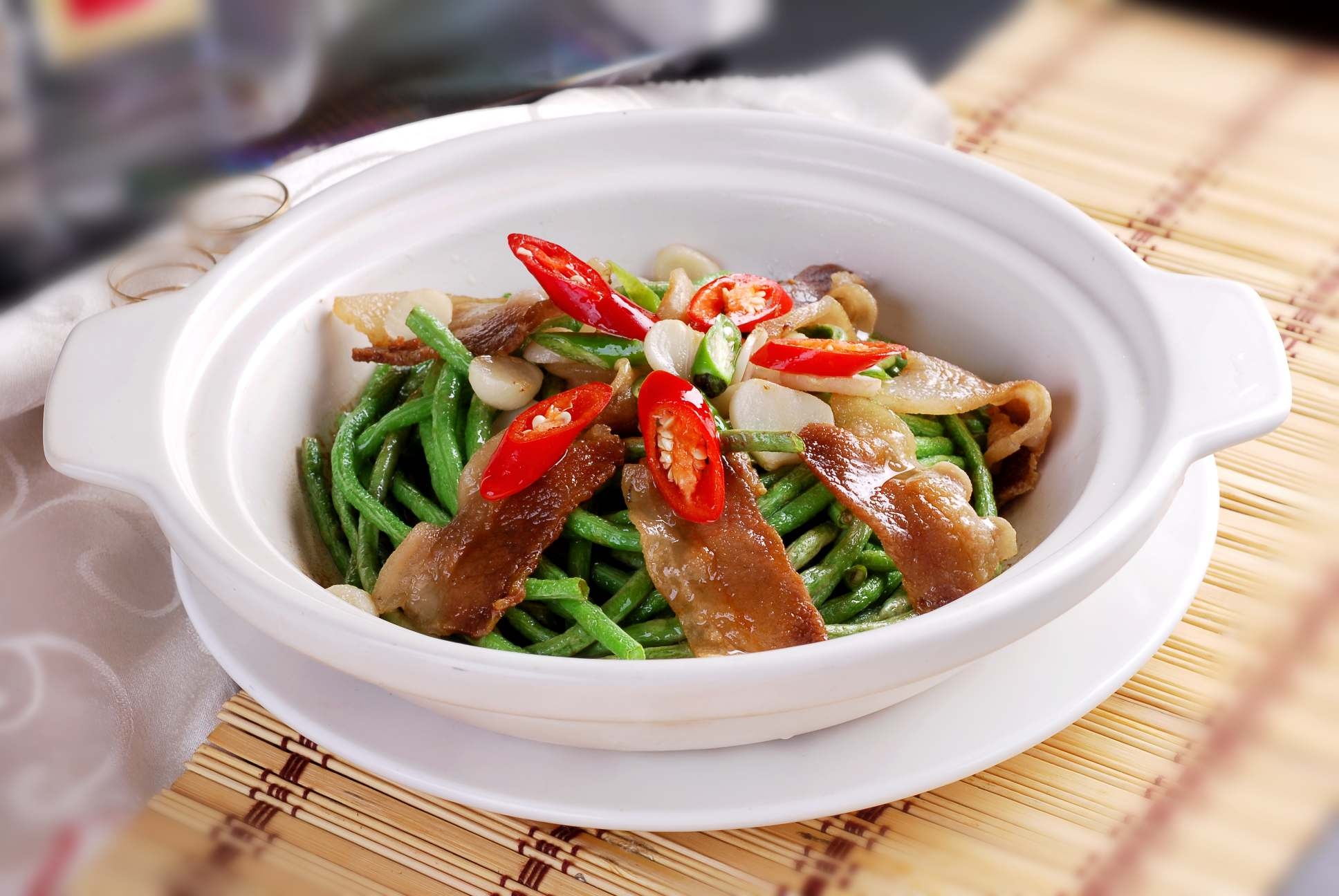 餐饮美食川菜砂锅豇豆1高清图片