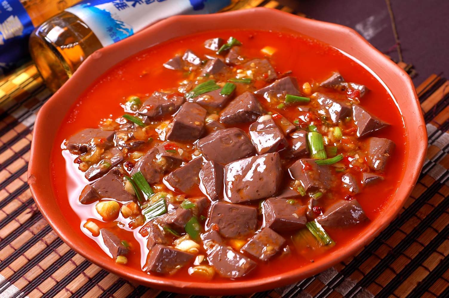 餐饮美食川菜烧鸡血高清图片