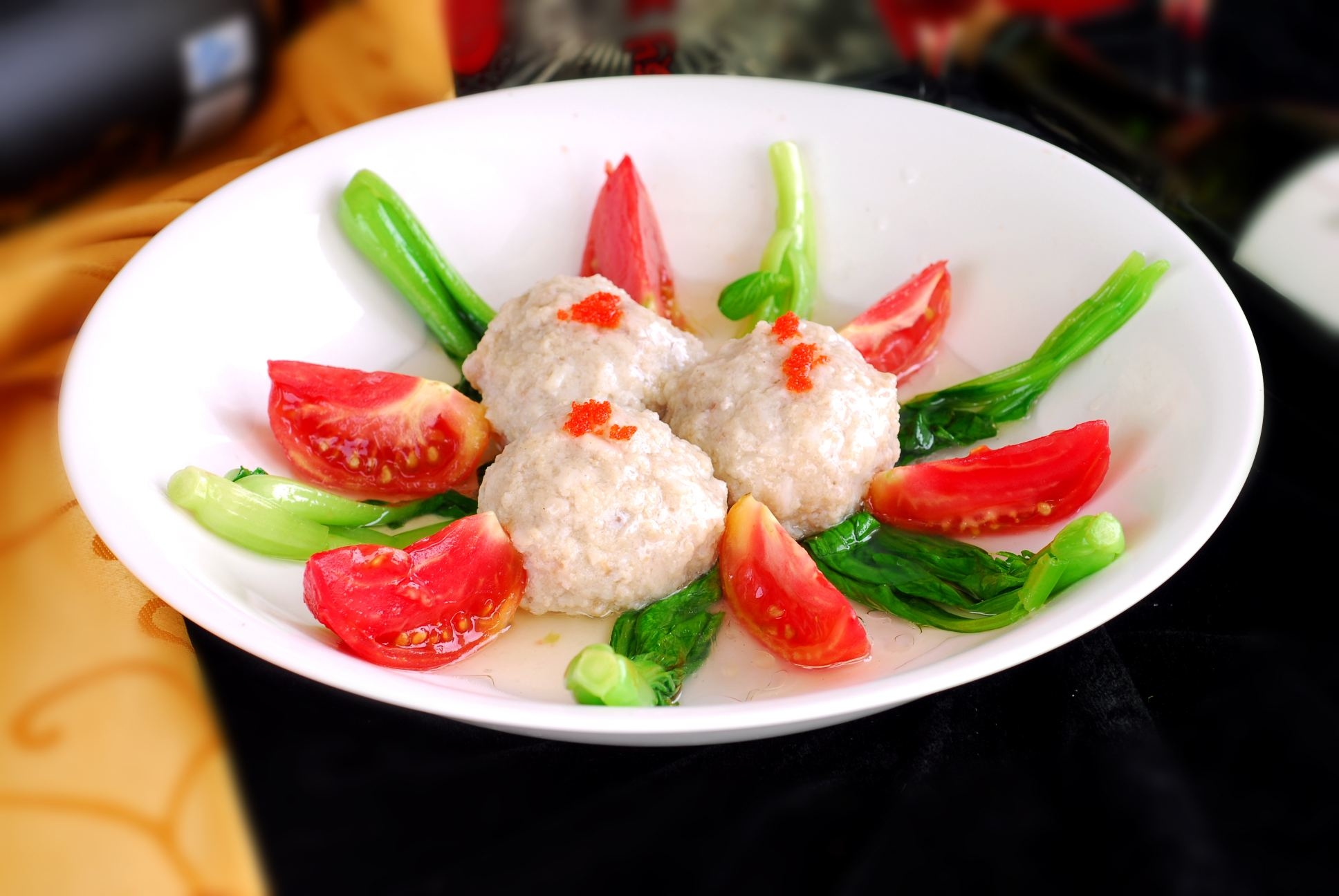 浓汁狮子头高清图片