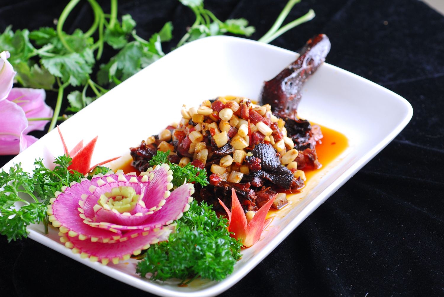 餐饮美食干烧野鸭高清图片